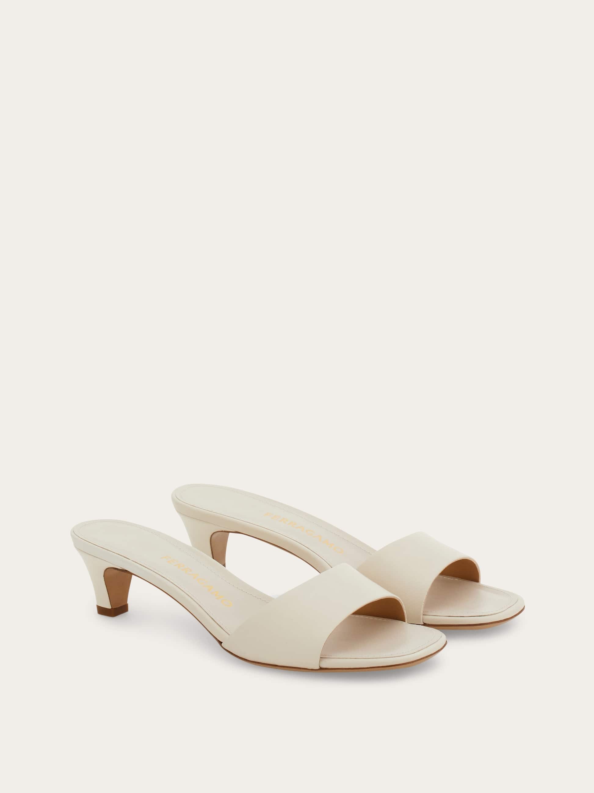  Ferragamo Damen Slide Weiß Größe 36 