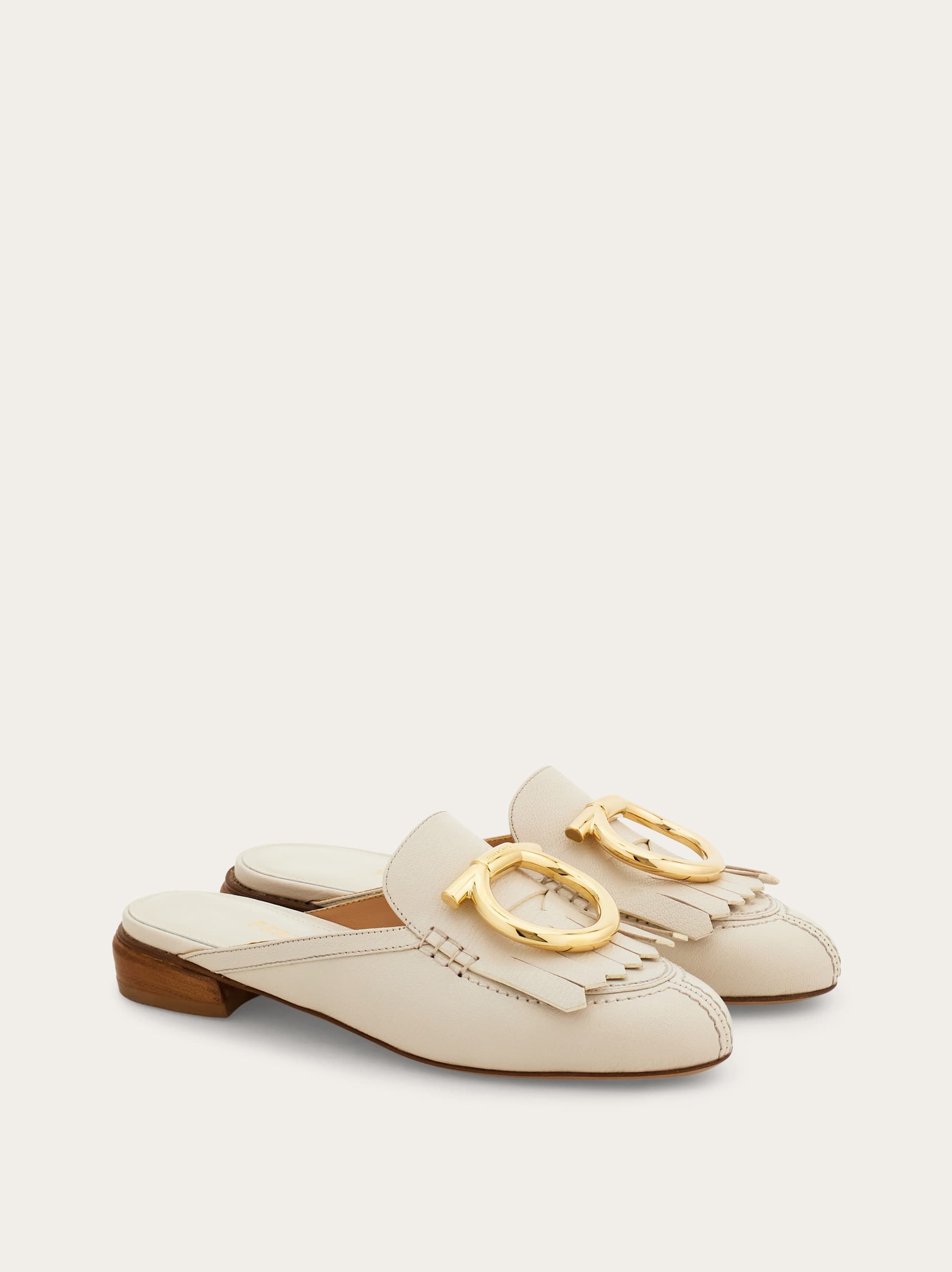 Ferragamo Maxi Gancini Mule In Neutral