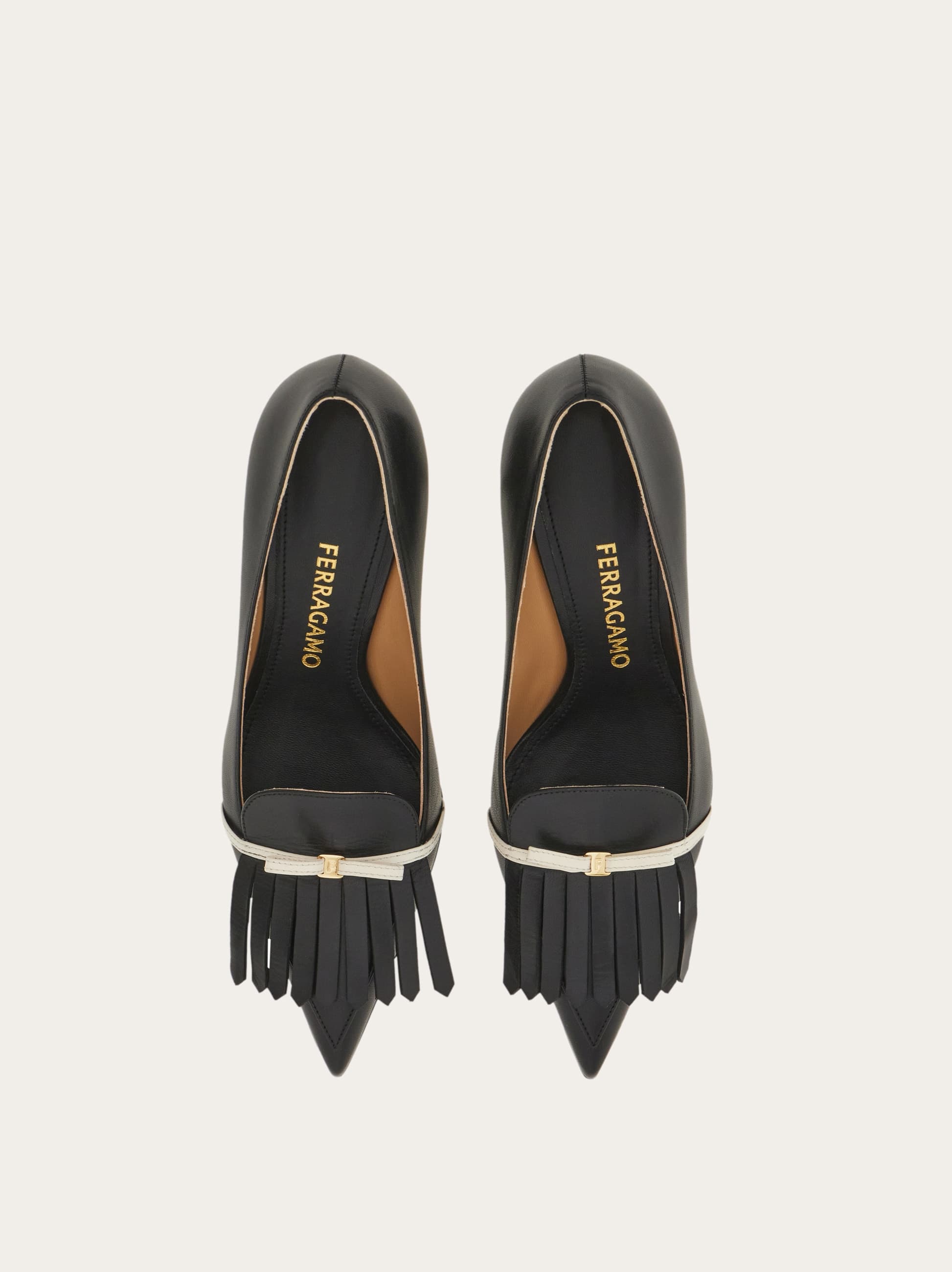  Ferragamo Damen Pumps Mit Mini Bow Schwarz Größe 35.5 