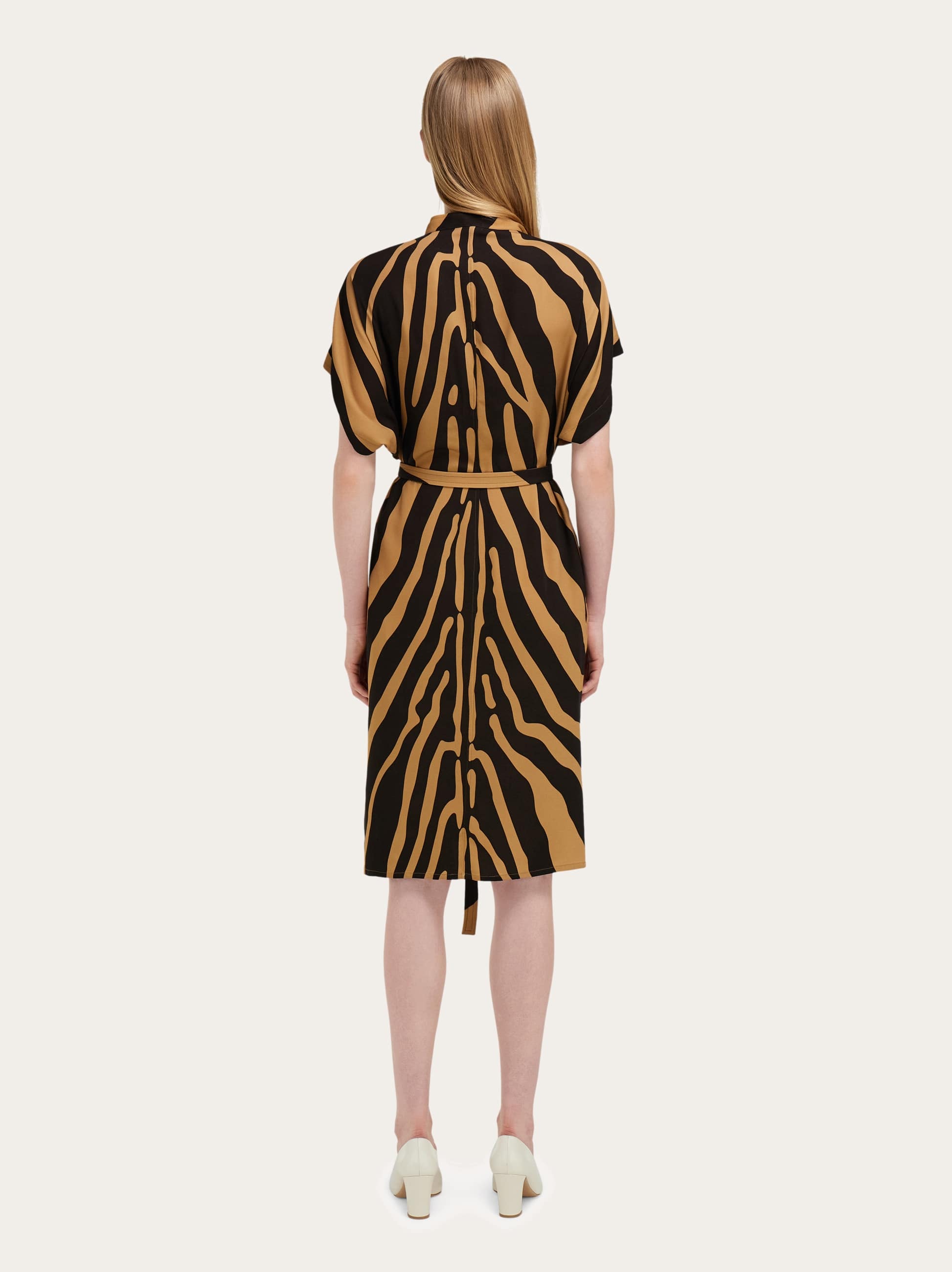  Ferragamo Damen Hemdkleid In Twill Braun 
