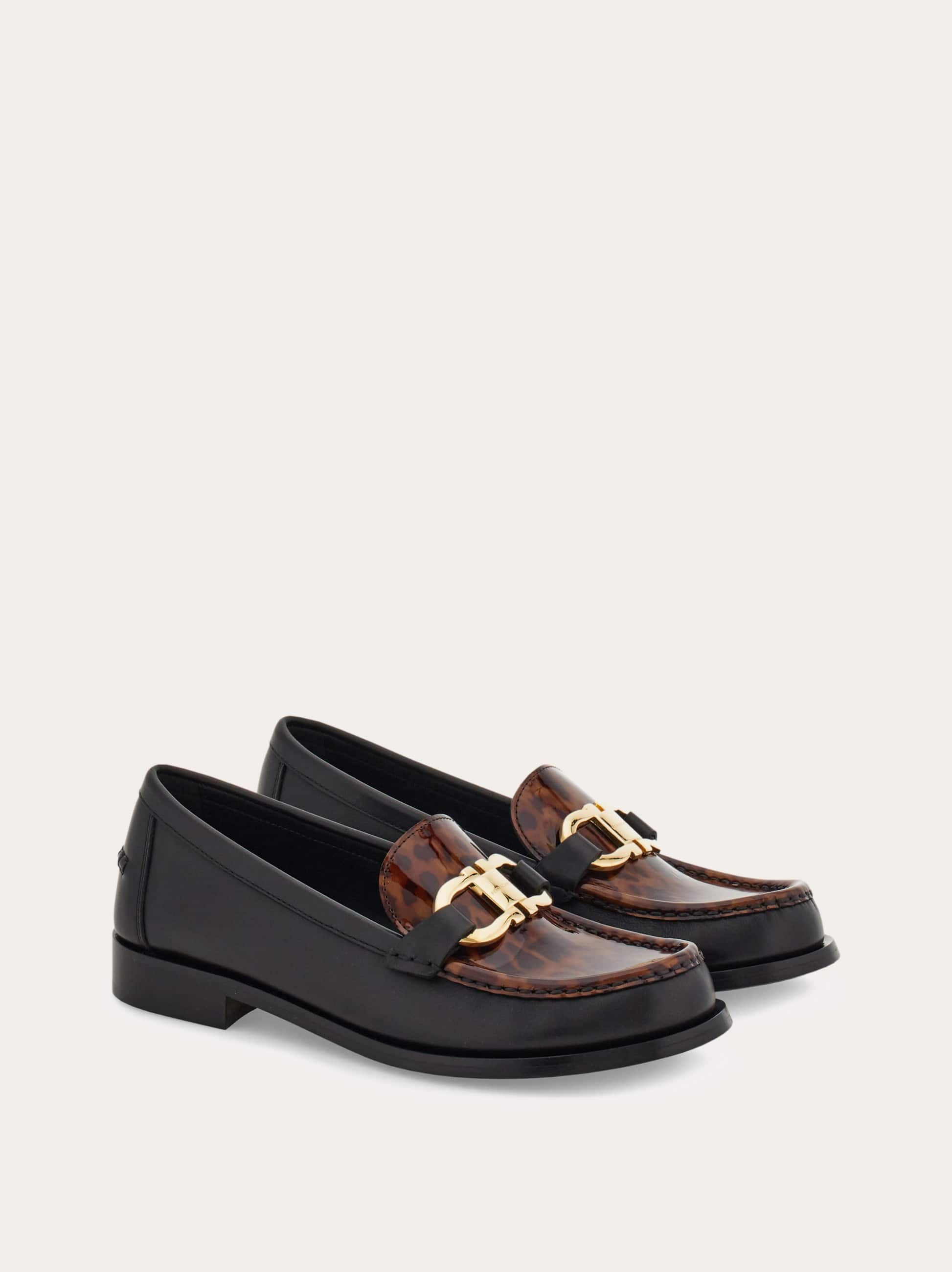 Ferragamo Gancini Loafer In Black