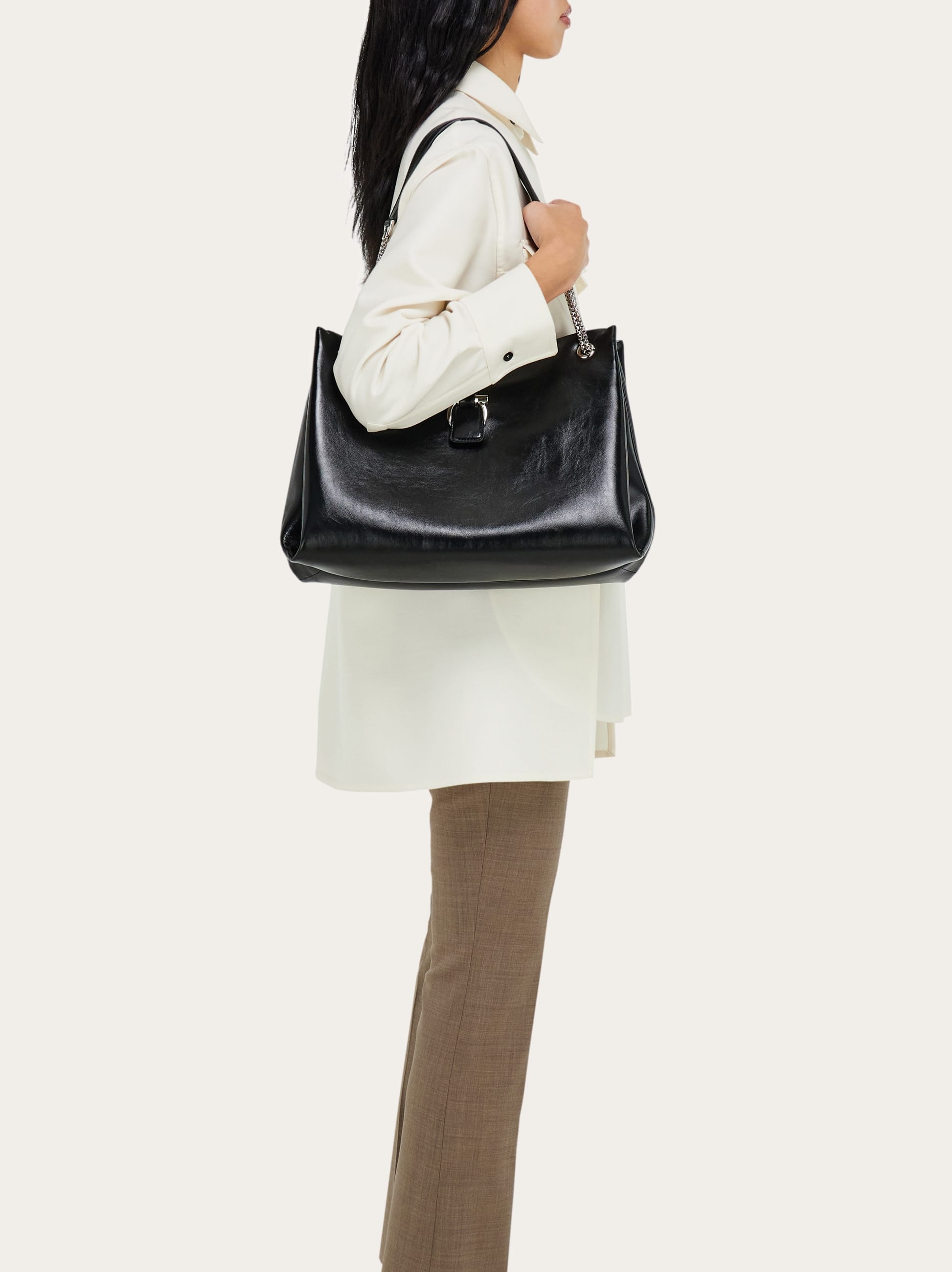  Ferragamo Damen Ferragamo Mia Totebag (l) Schwarz 