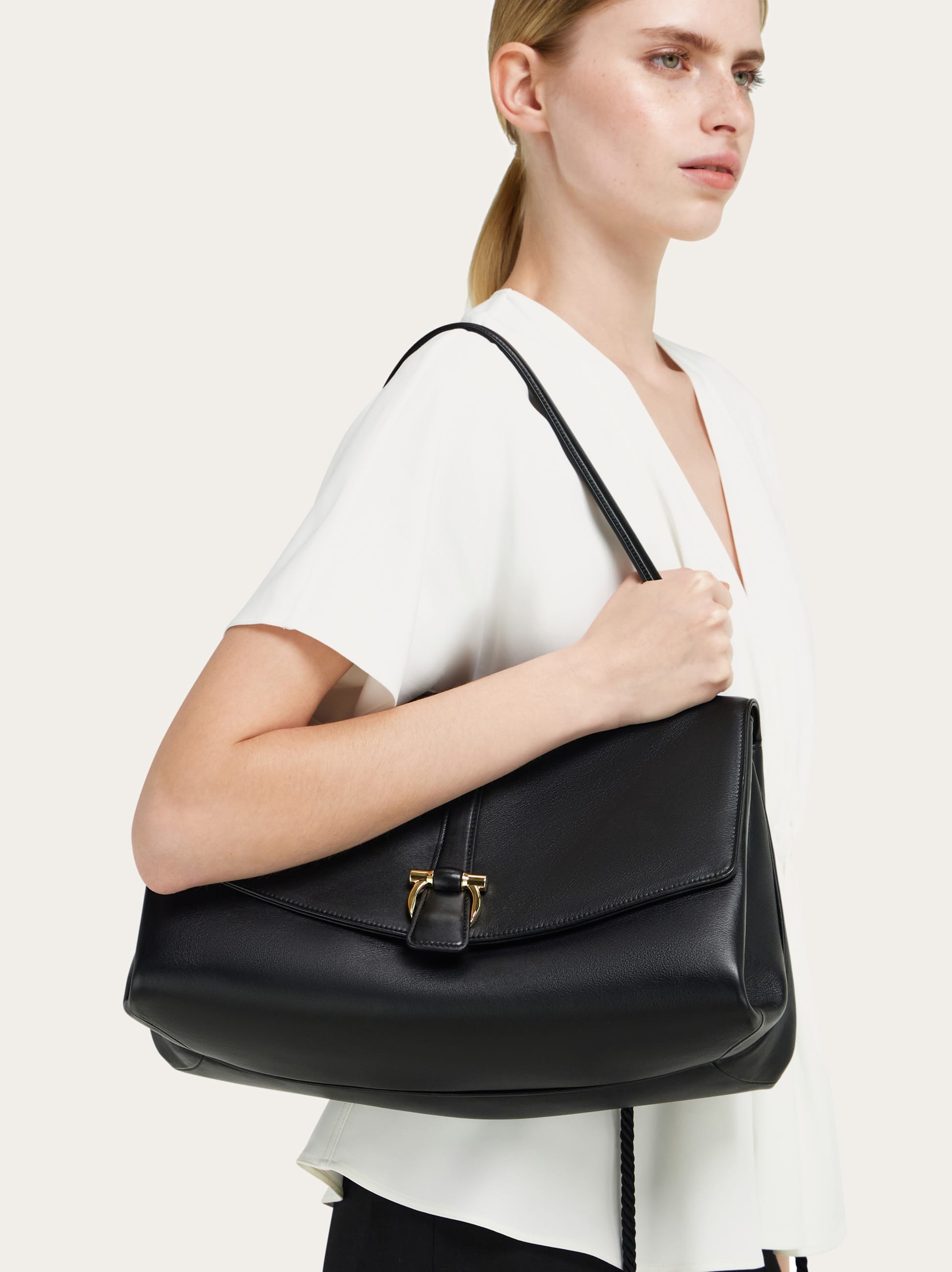  Ferragamo Damen Ferragamo Mia Handtasche (l) Schwarz 