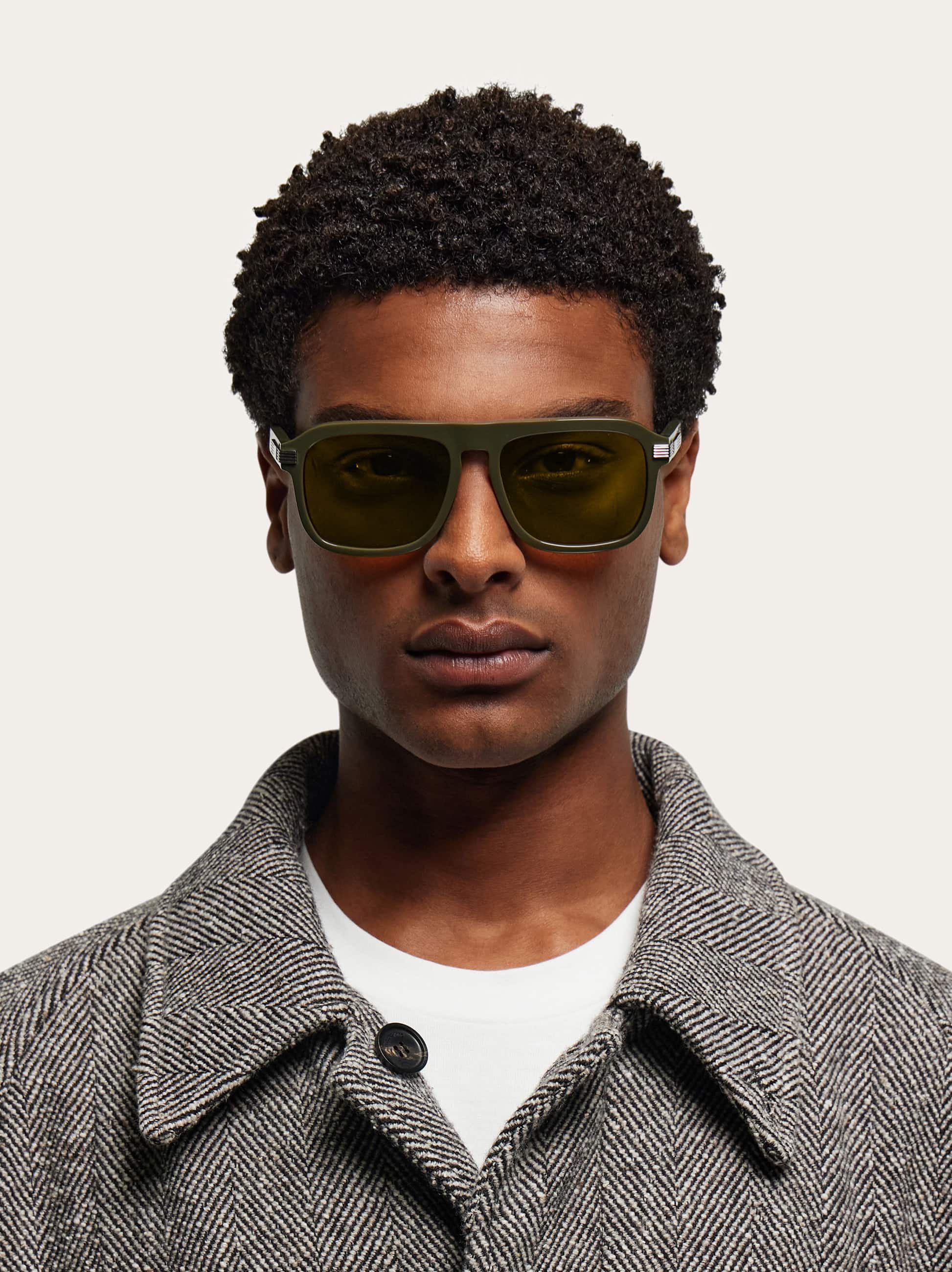  Ferragamo Men Rectangular Frame Sunglasses Green 
