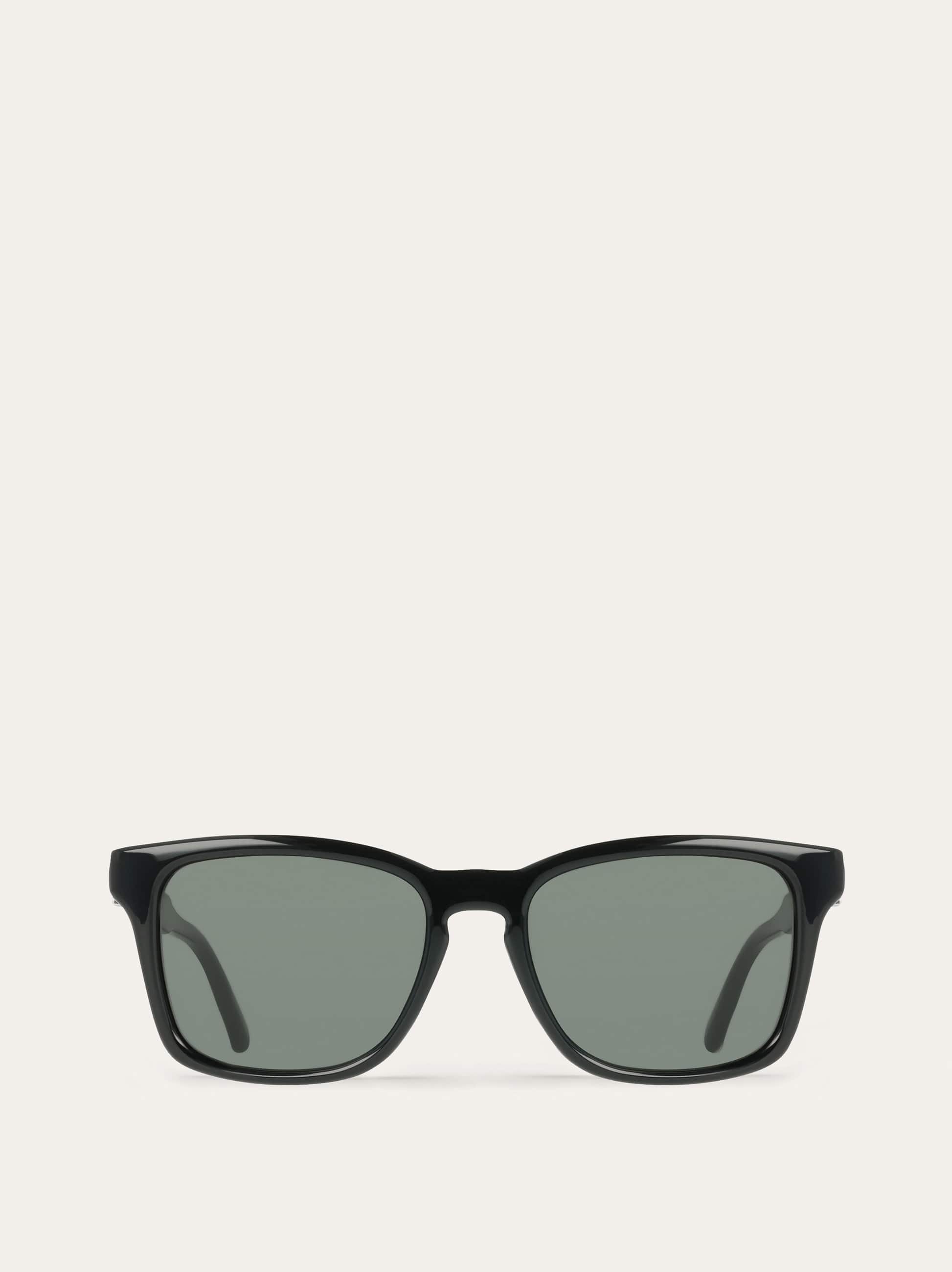 Ferragamo Sunglasses In Black