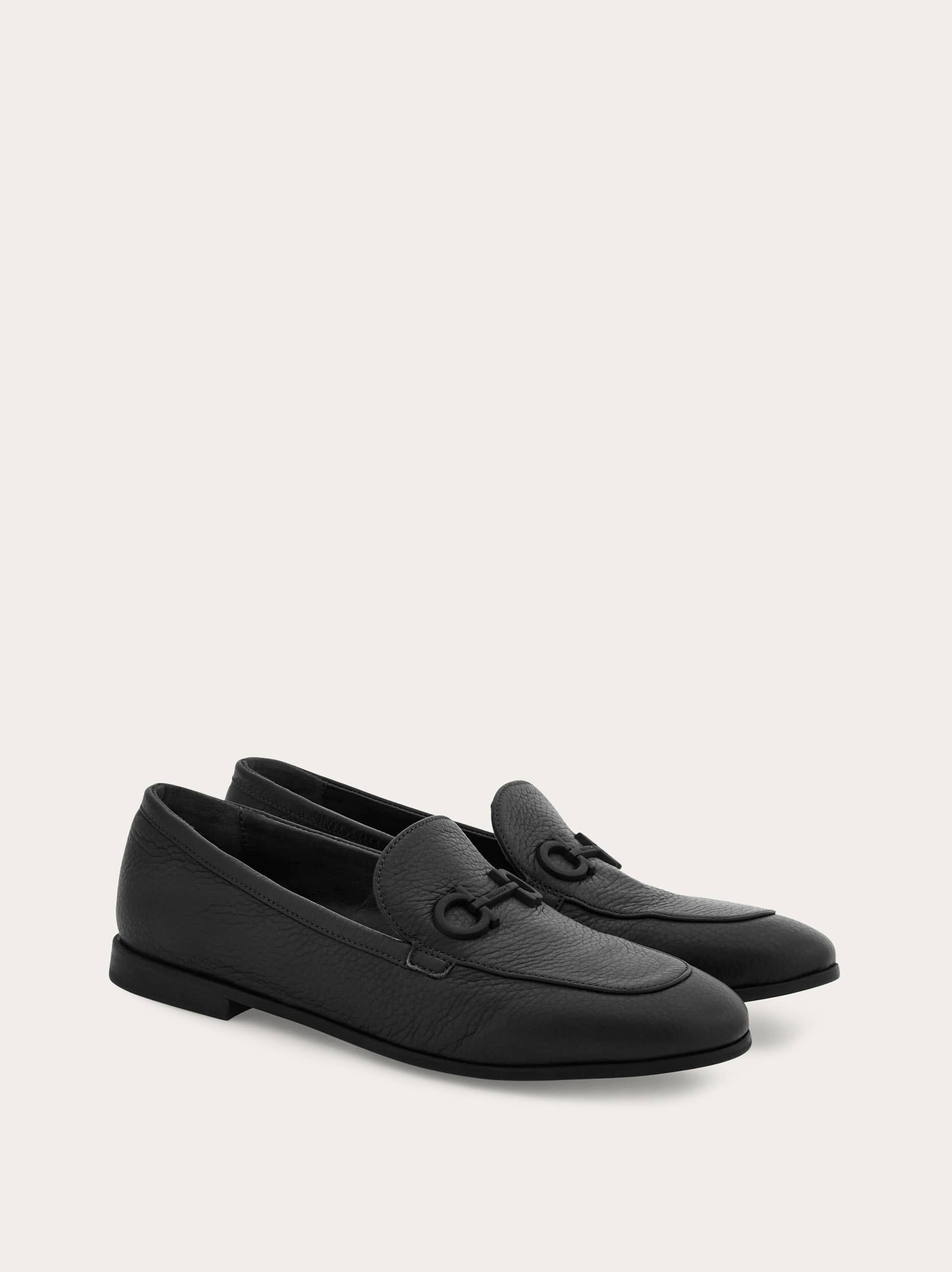 Ferragamo Gancini Loafer In Black
