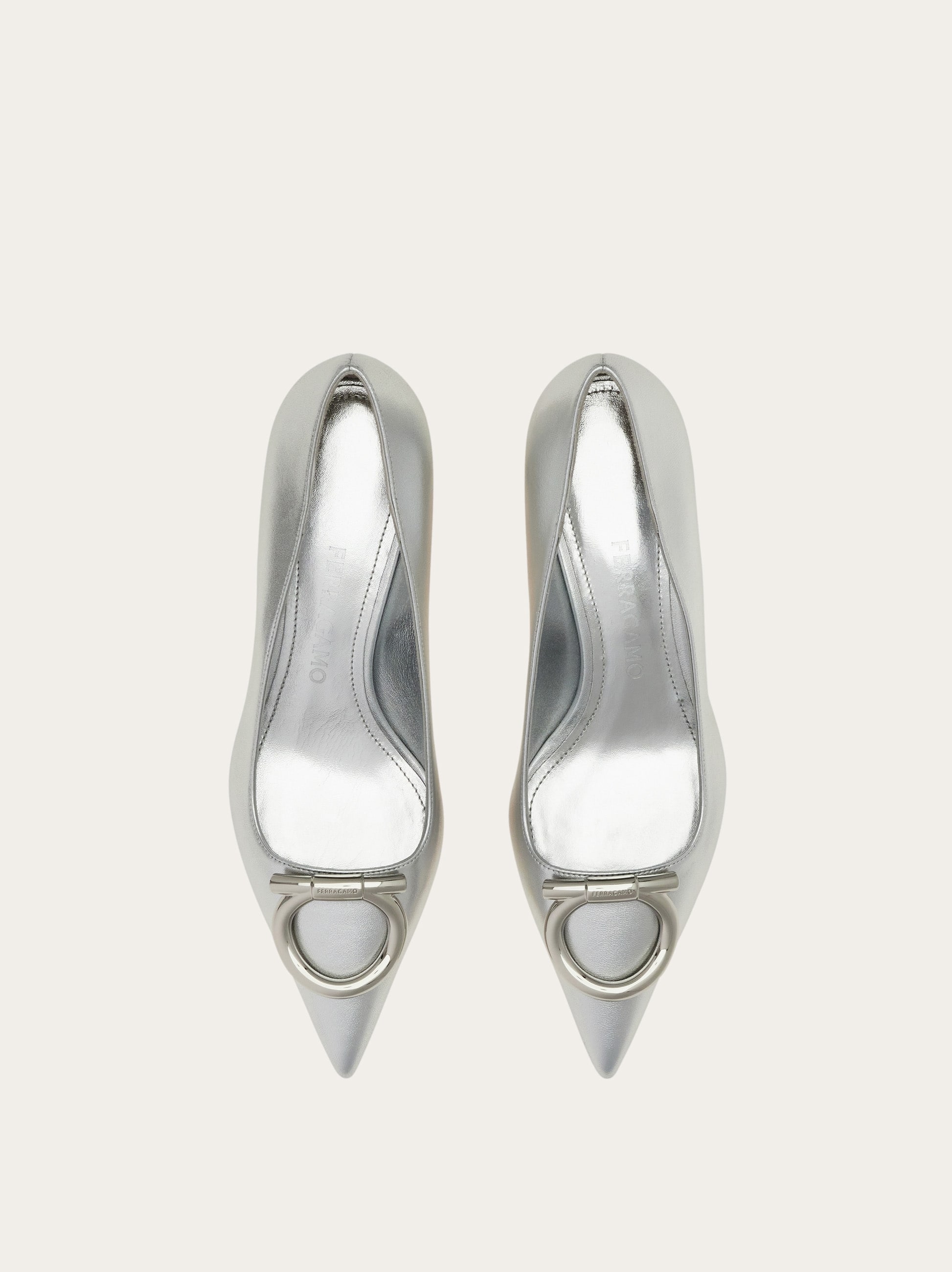  Ferragamo Women Maxi Gancini Pump Silver Size 2.5 
