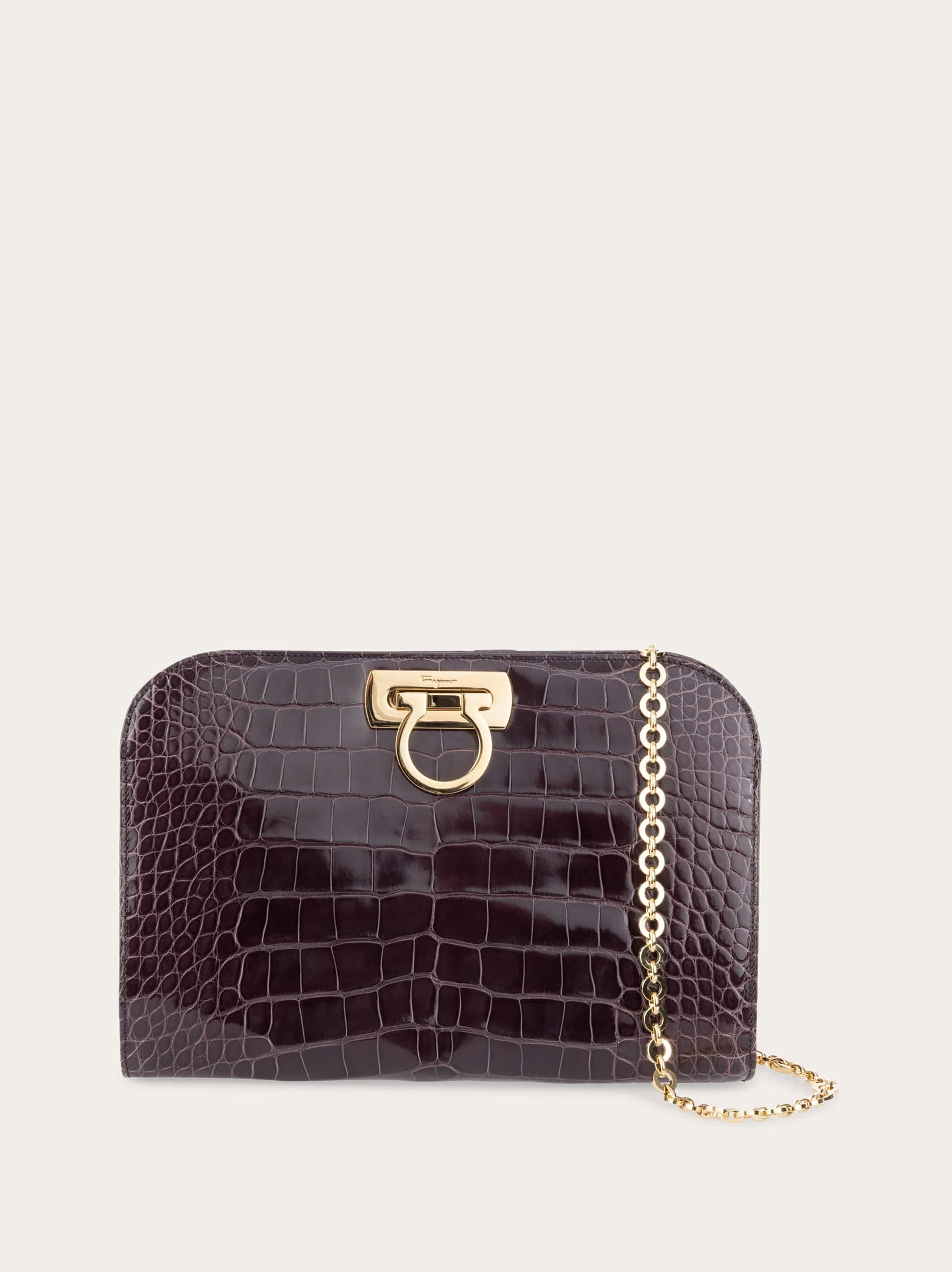 Ferragamo Diana Clutch In Red