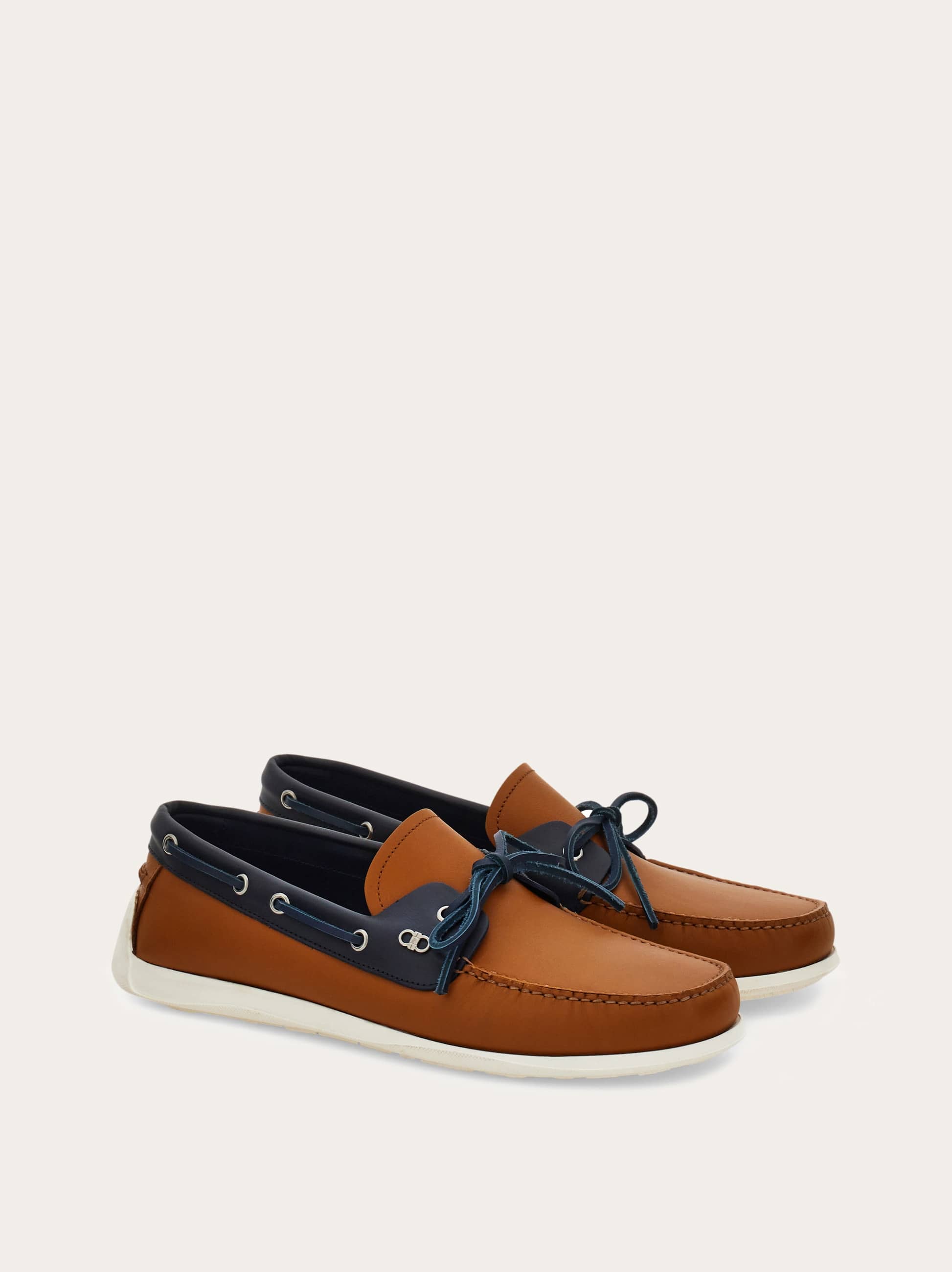  Ferragamo Herren Bootsschuh Braun Größe 40 