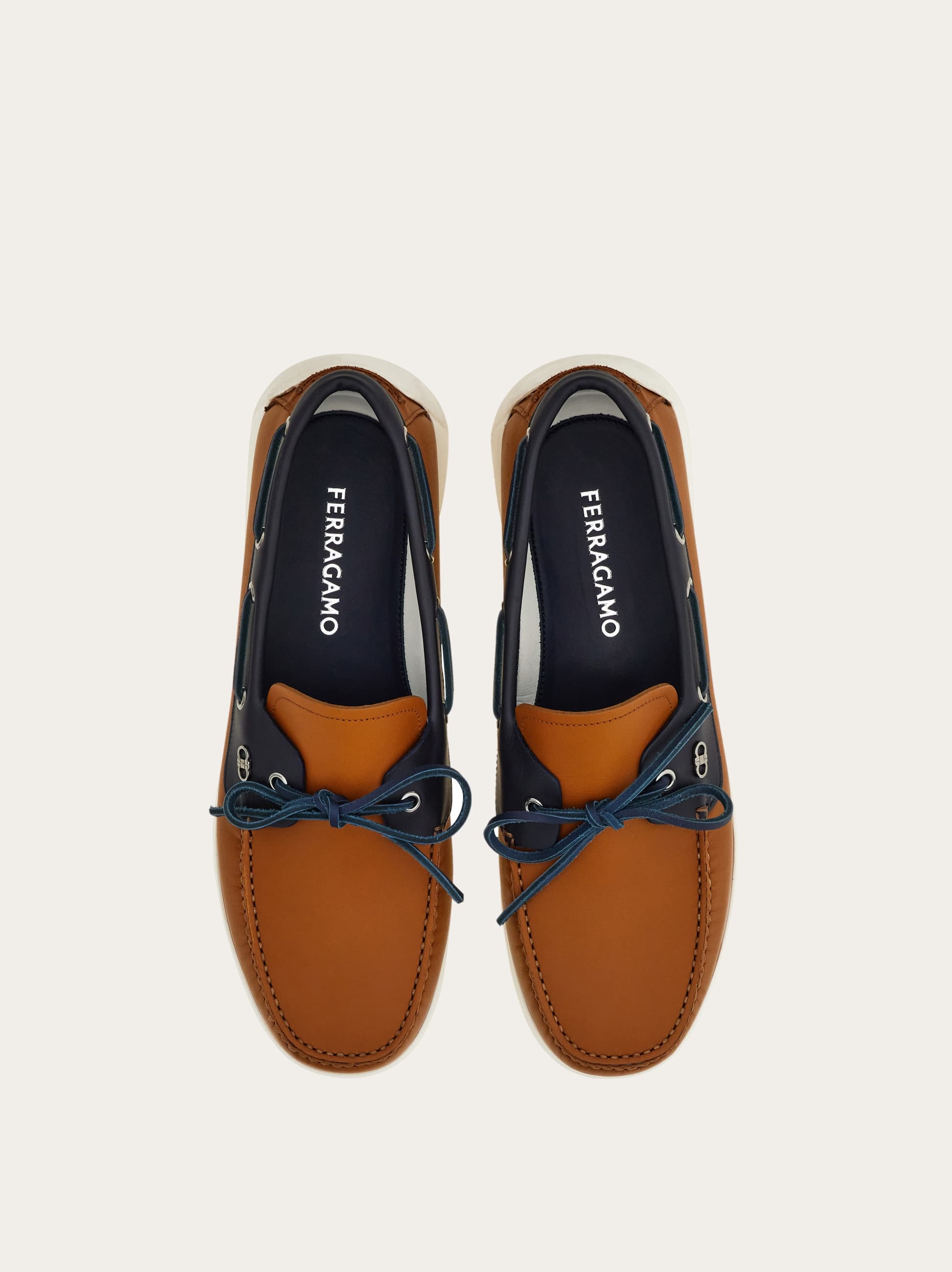  Ferragamo Herren Bootsschuh Braun Größe 40 
