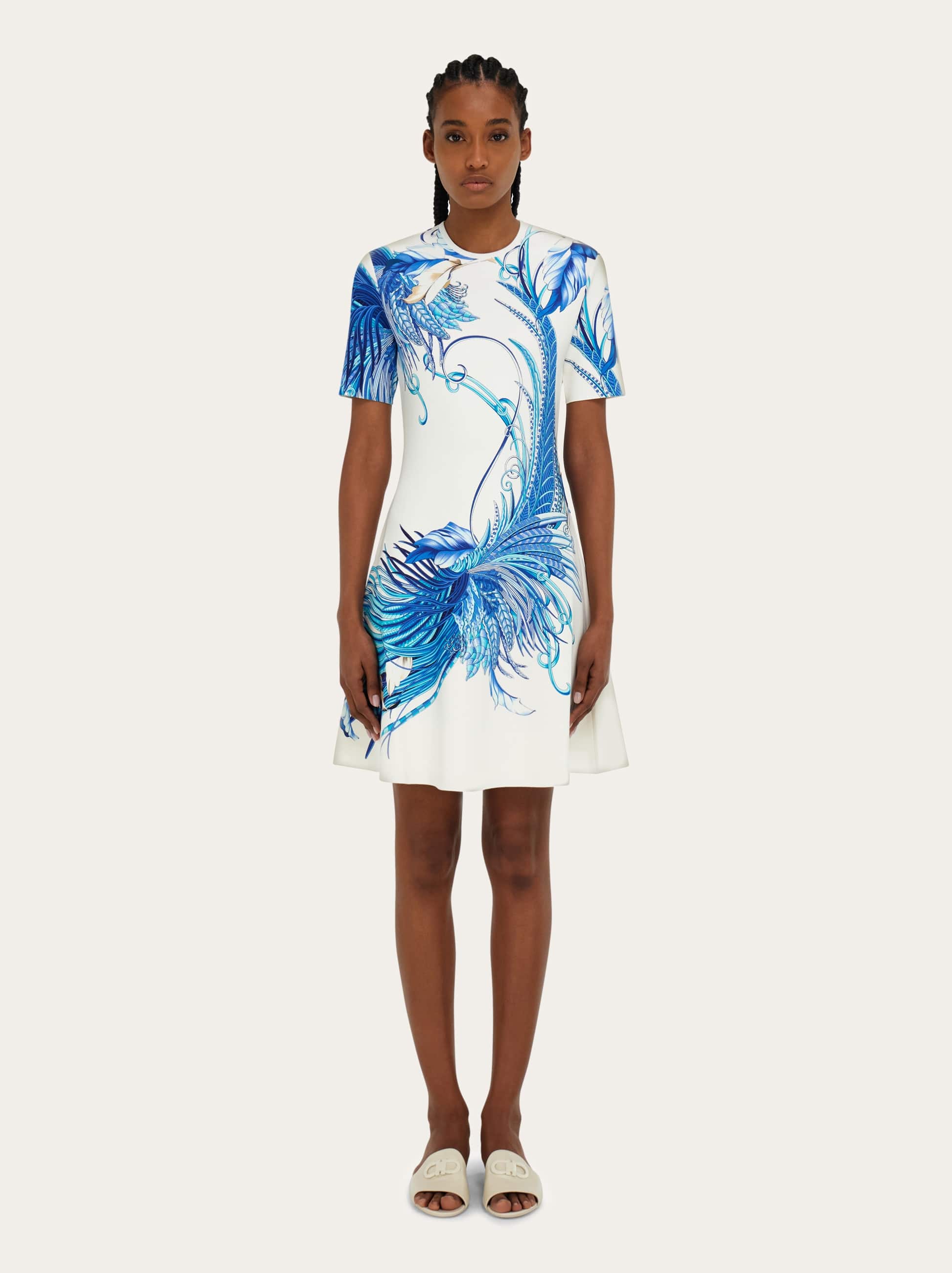 Ferragamo Damen Kleid Mit Federschau-print Blau 