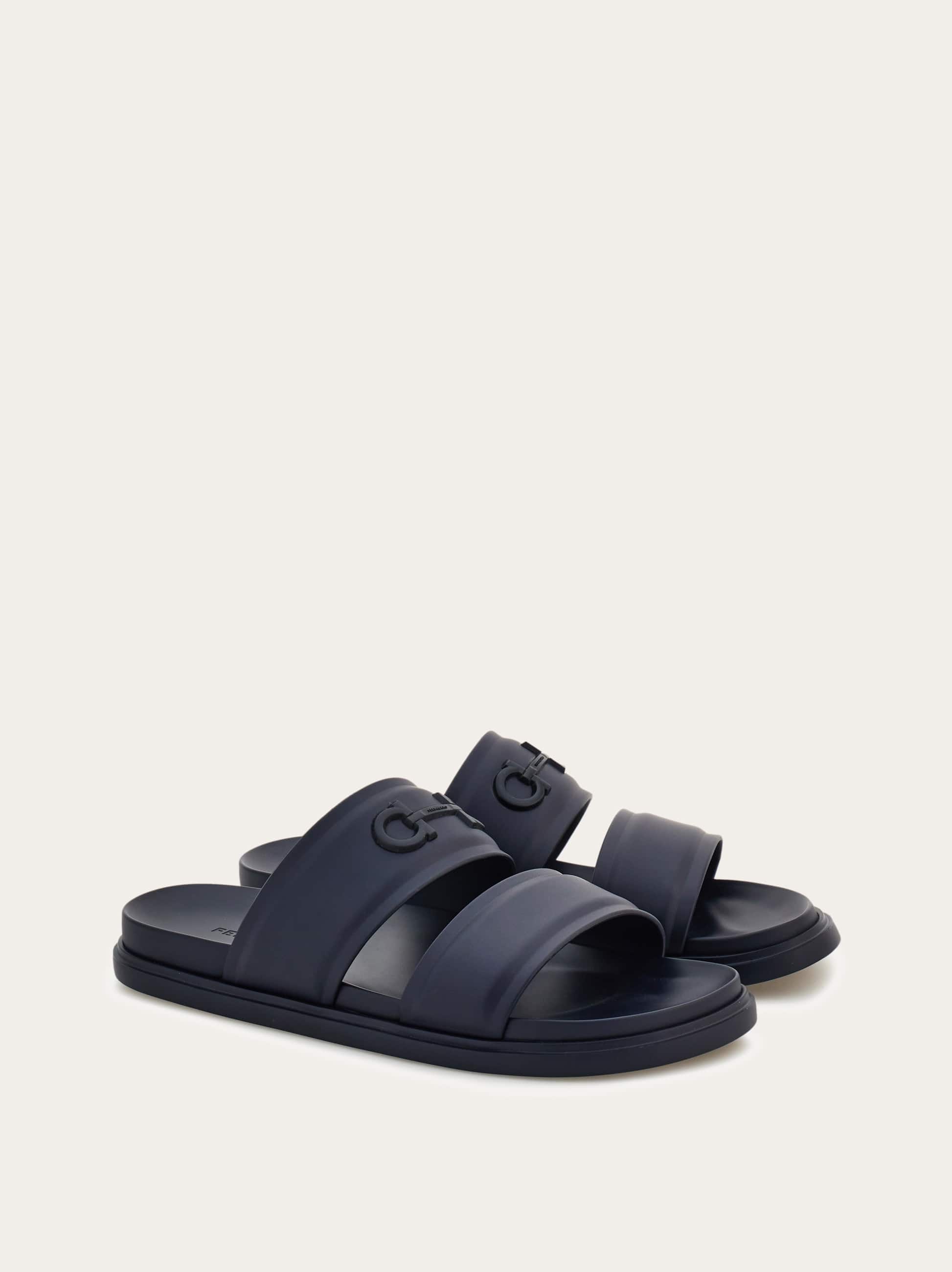  Ferragamo Herren Slide Mit Gancini-ornament Blau Größe 39 