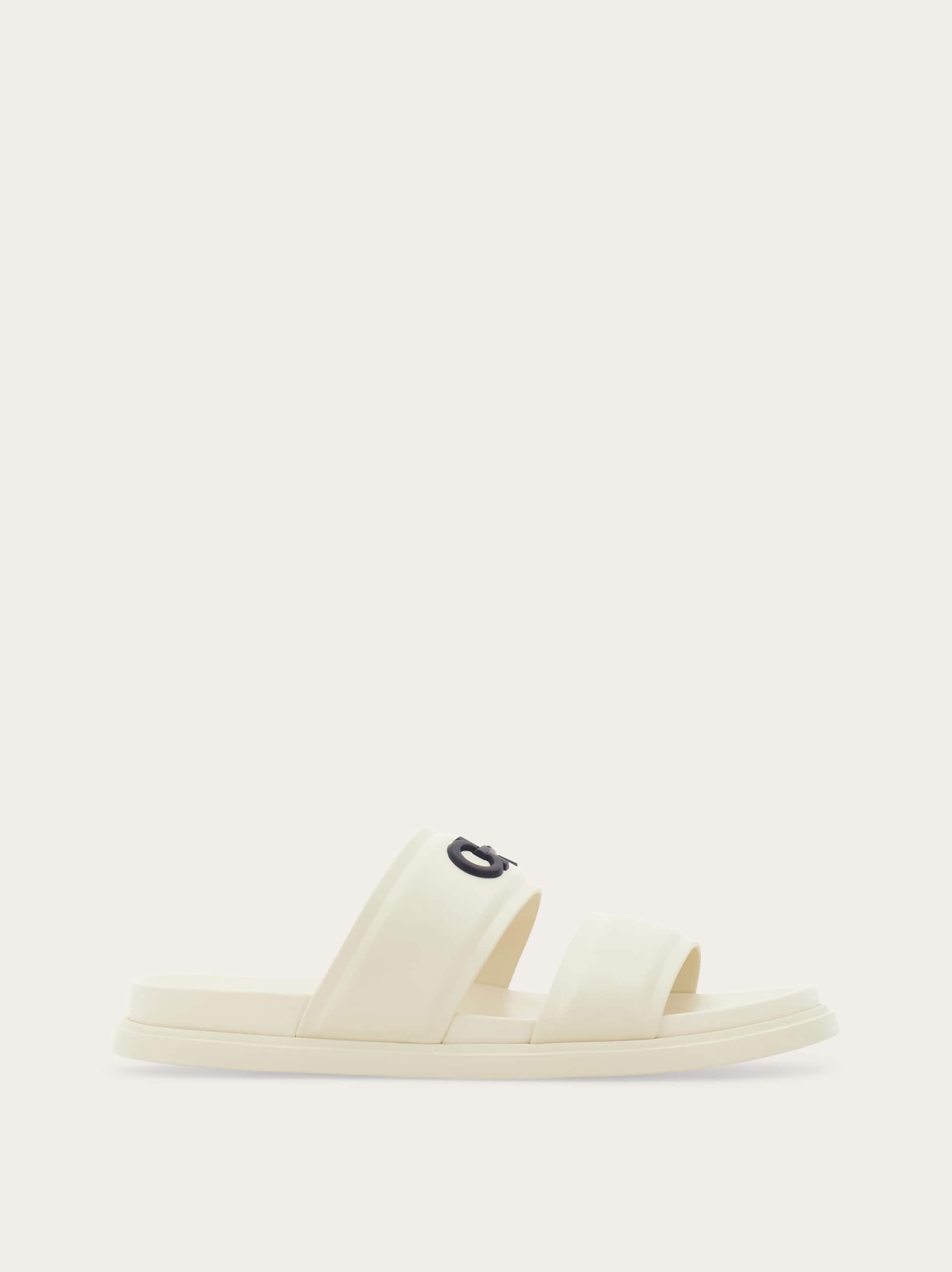 Ferragamo Uomo Slide ornamento Gancini Bianco Taglia 40