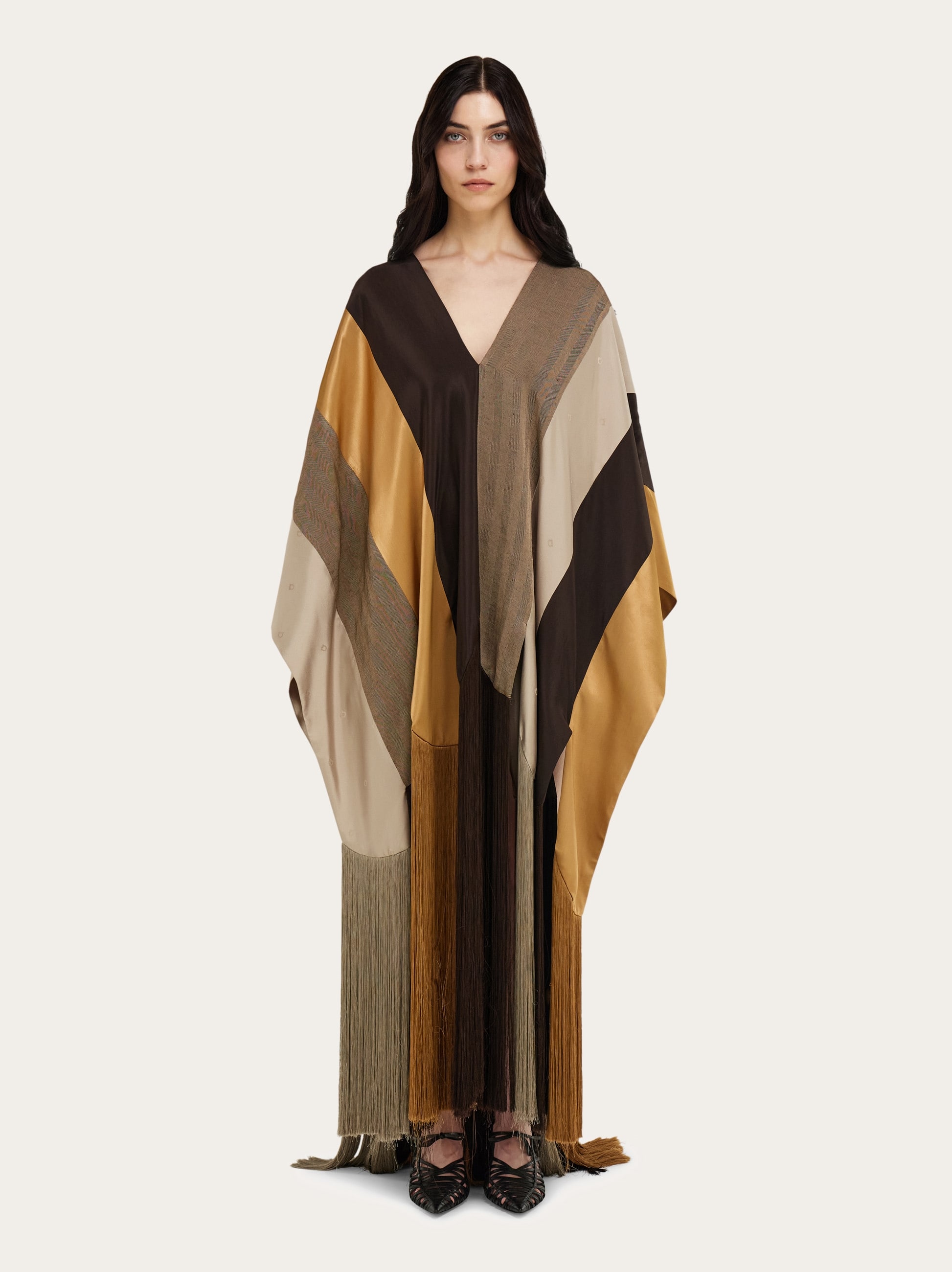 Ferragamo Poncho Patchwork Brun In Brown
