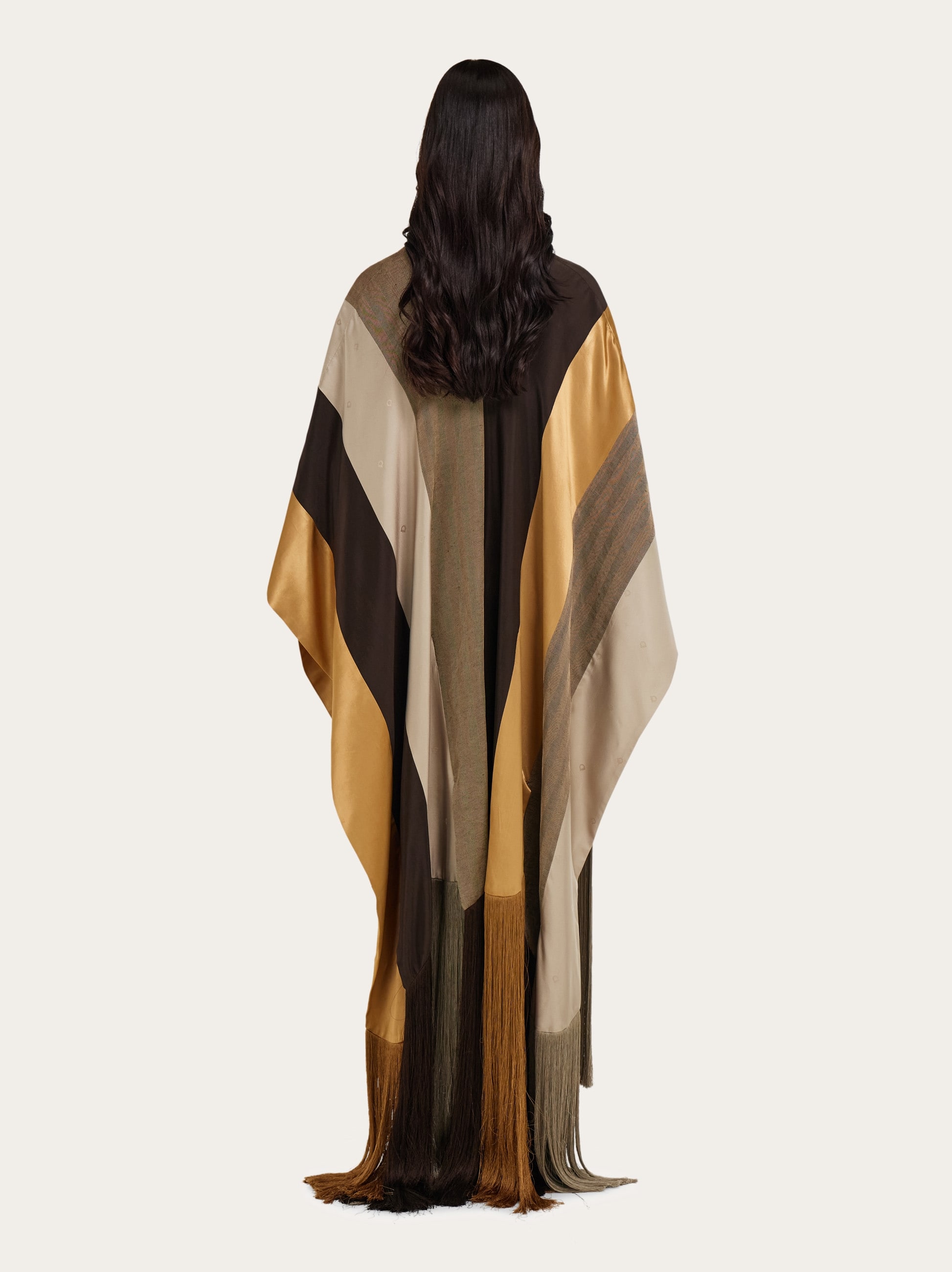 Ferragamo Poncho Patchwork Brun In Brown