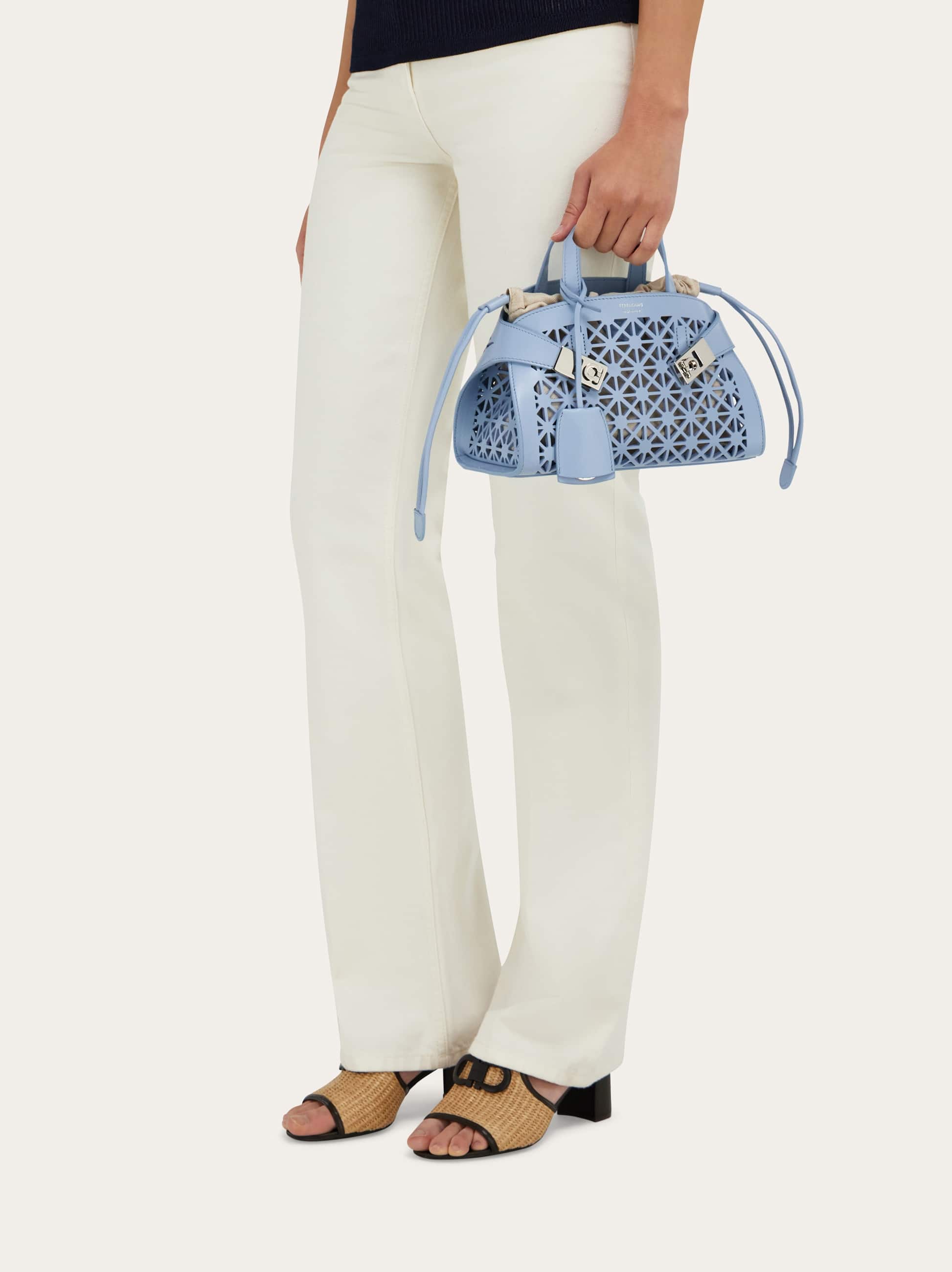  Ferragamo Damen Hug Handtasche (xs) Blau 