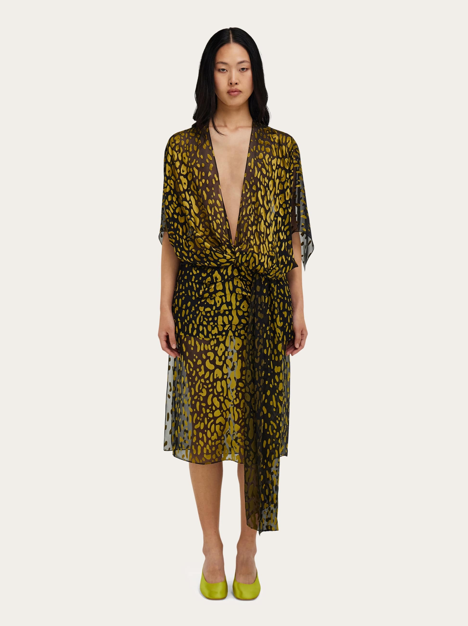  Ferragamo Damen Kleid In Doppelmaterial Braun 