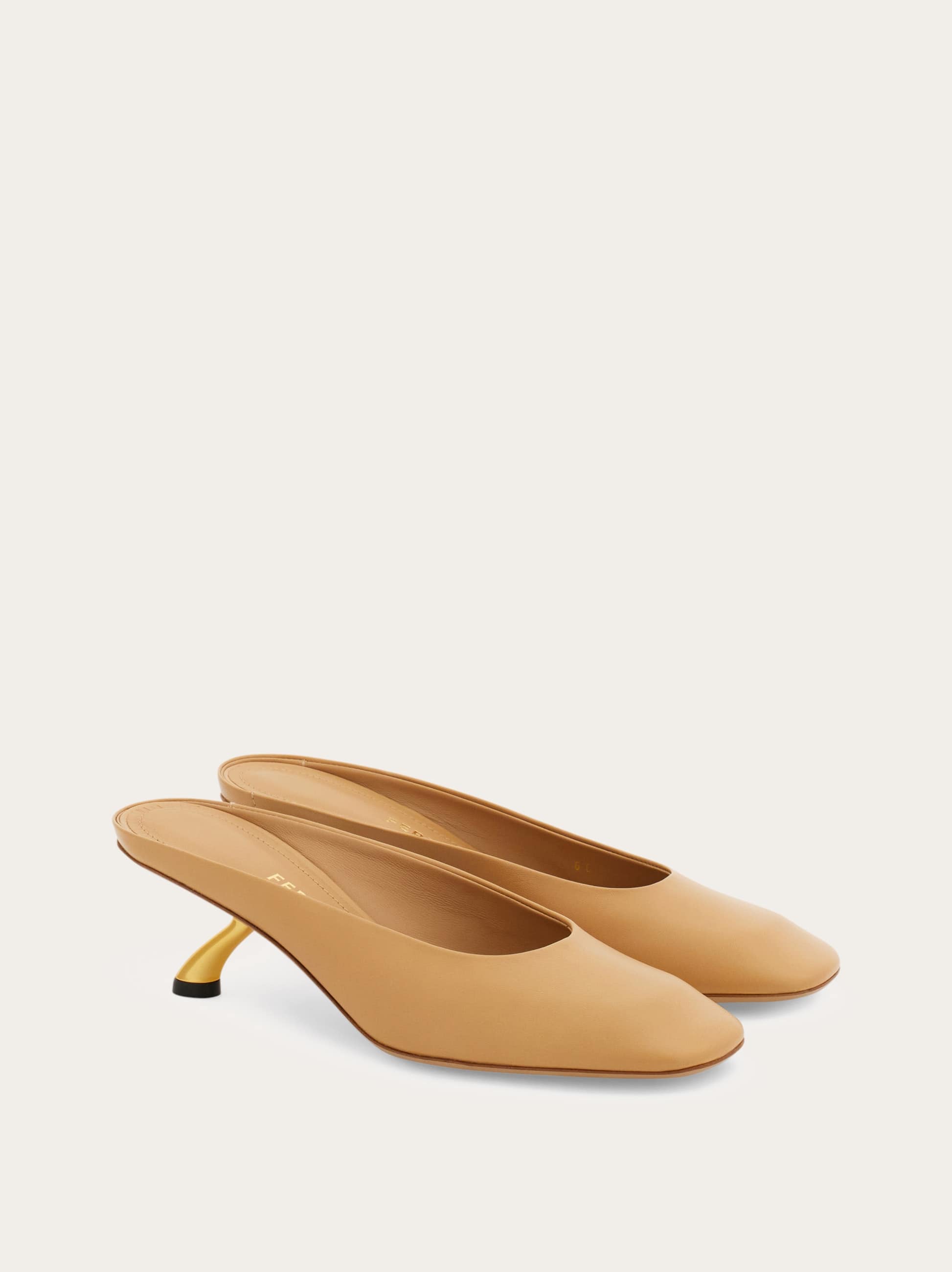  Ferragamo Damen Mule Mit Skulpturalem S-absatz Beige Größe 35.5 