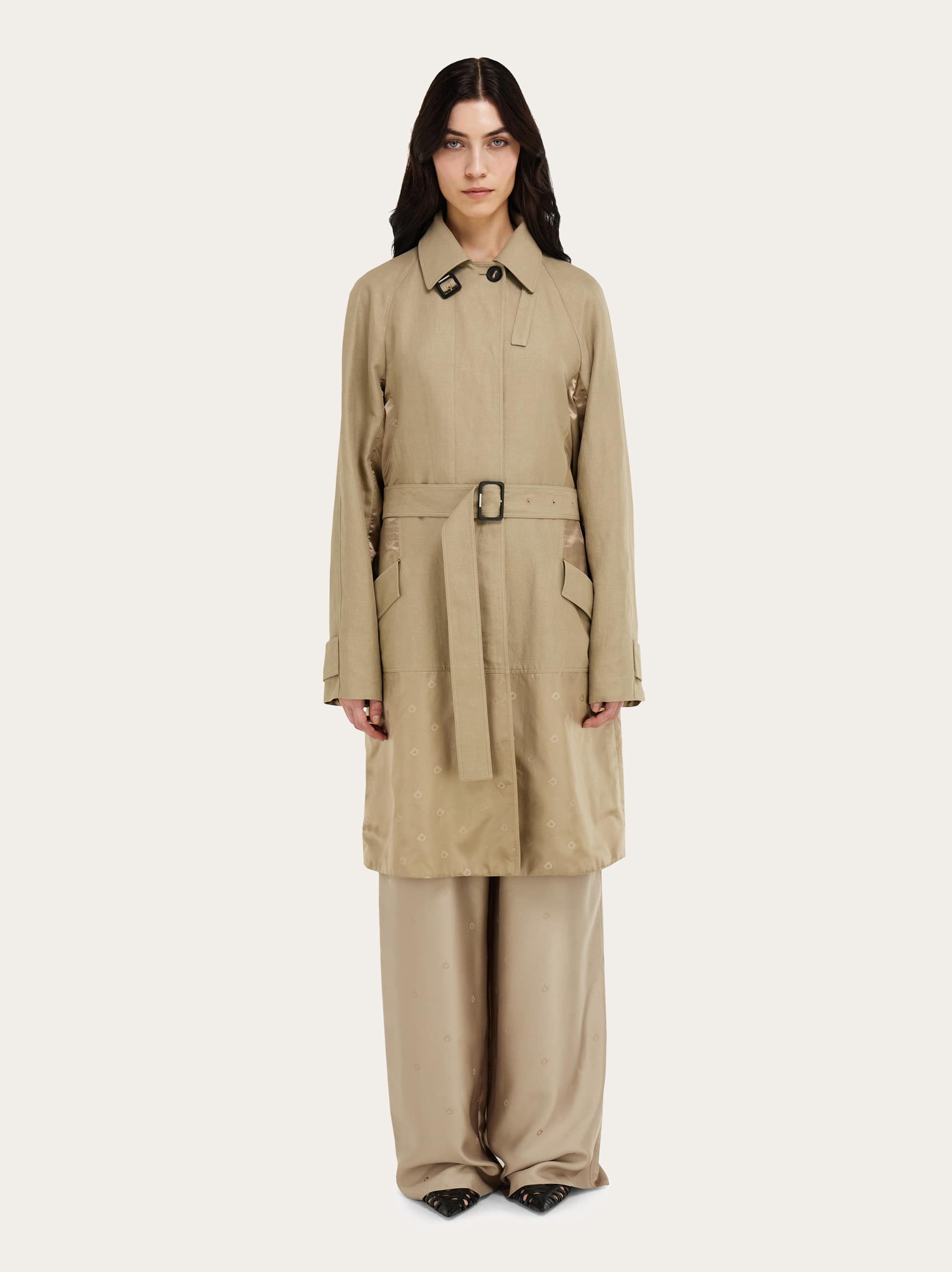  Ferragamo Women Duster Coat With Satin Inserts Beige 