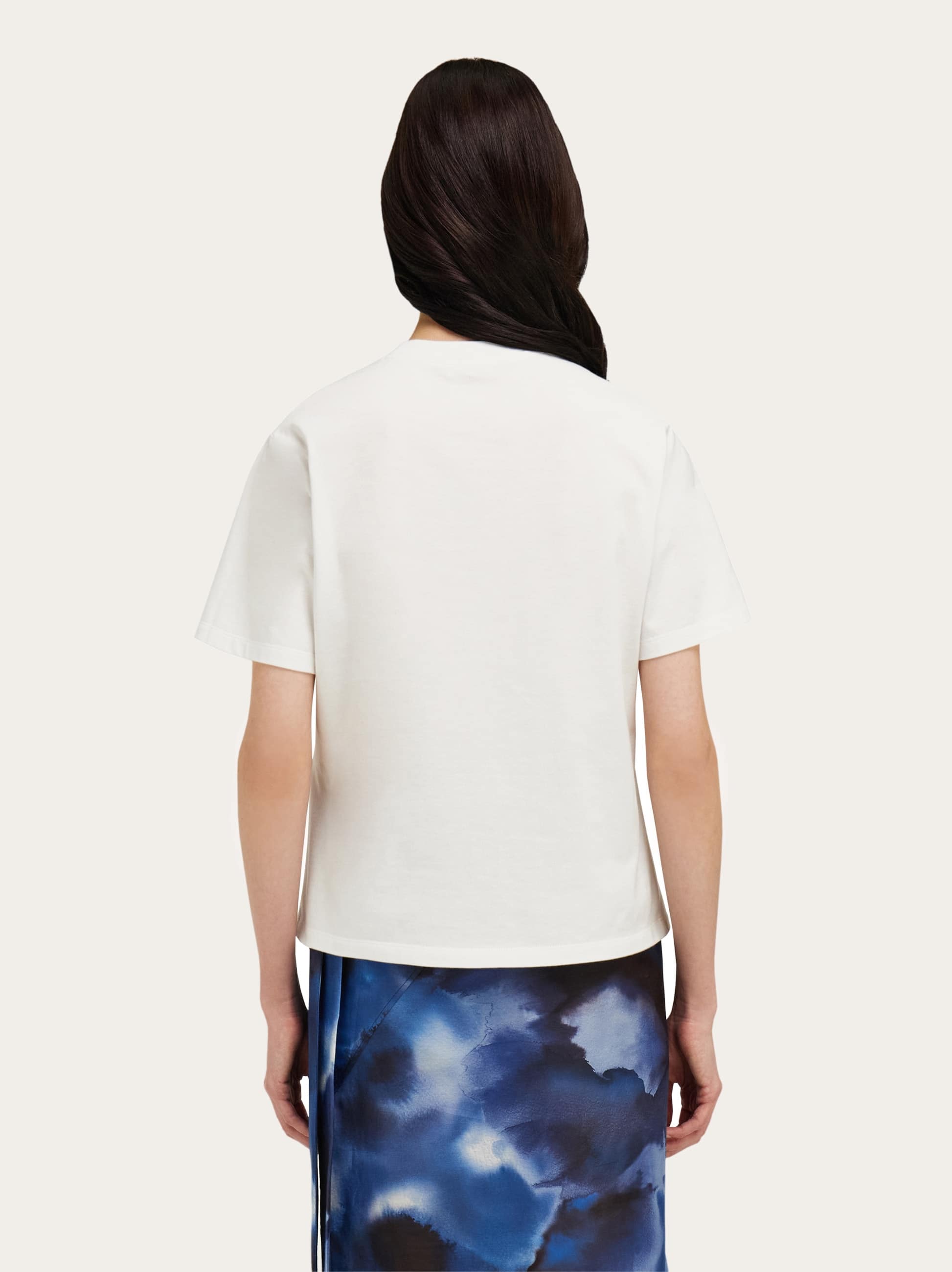  Ferragamo Damen T-shirt Mit Nelke-print Weiß 