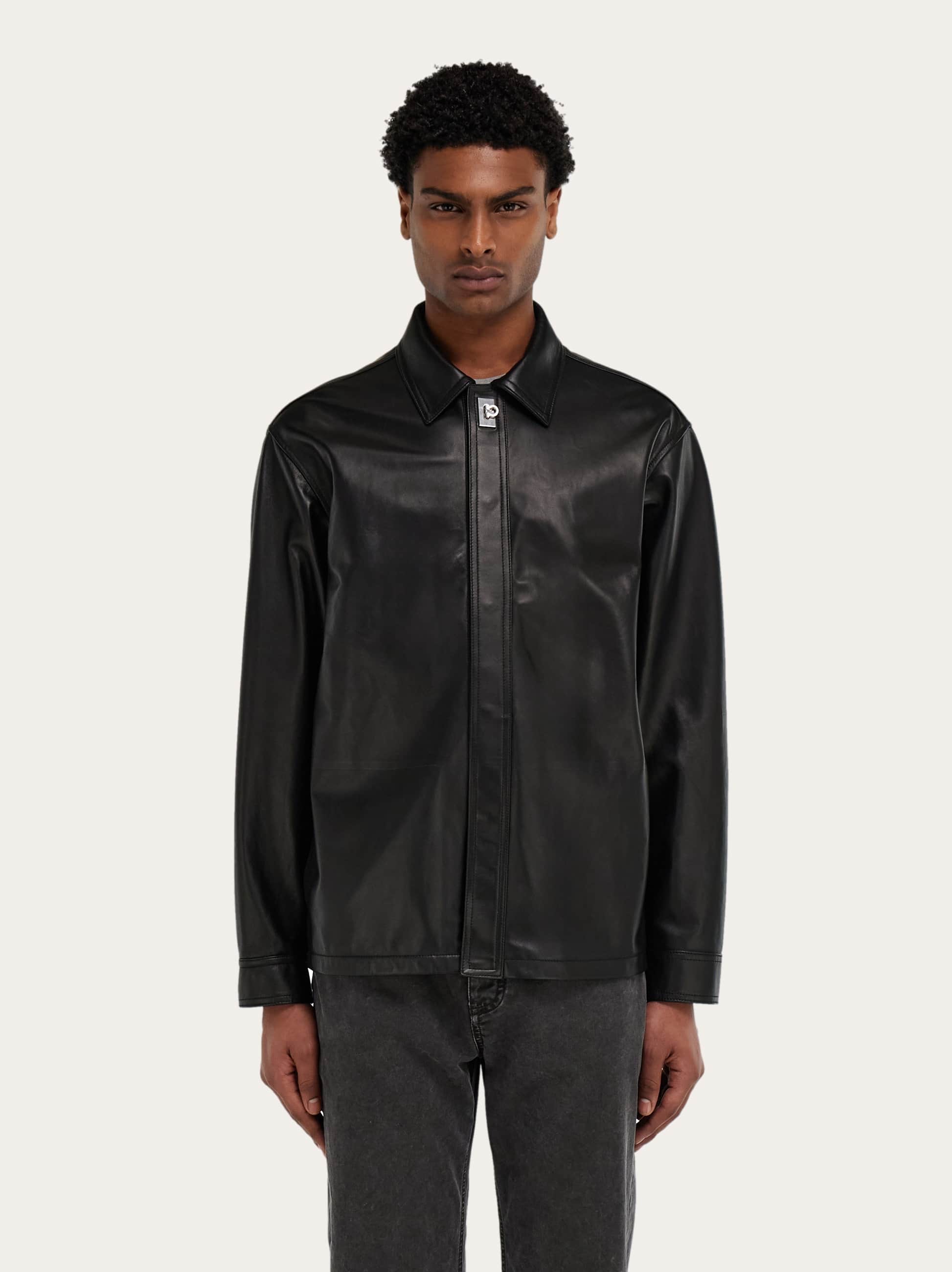  Ferragamo Herren Hemdjacke Aus Nappa Schwarz 