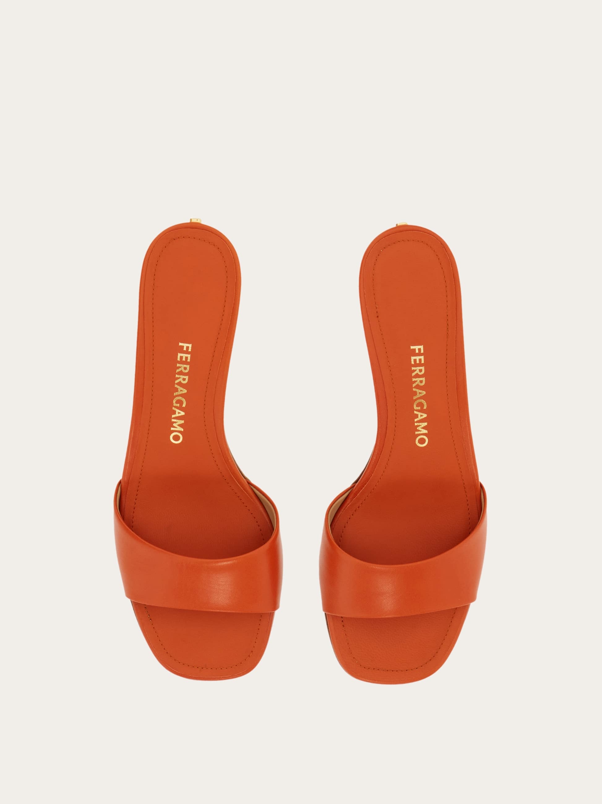  Ferragamo Damen Slide Orange Größe 35.5 