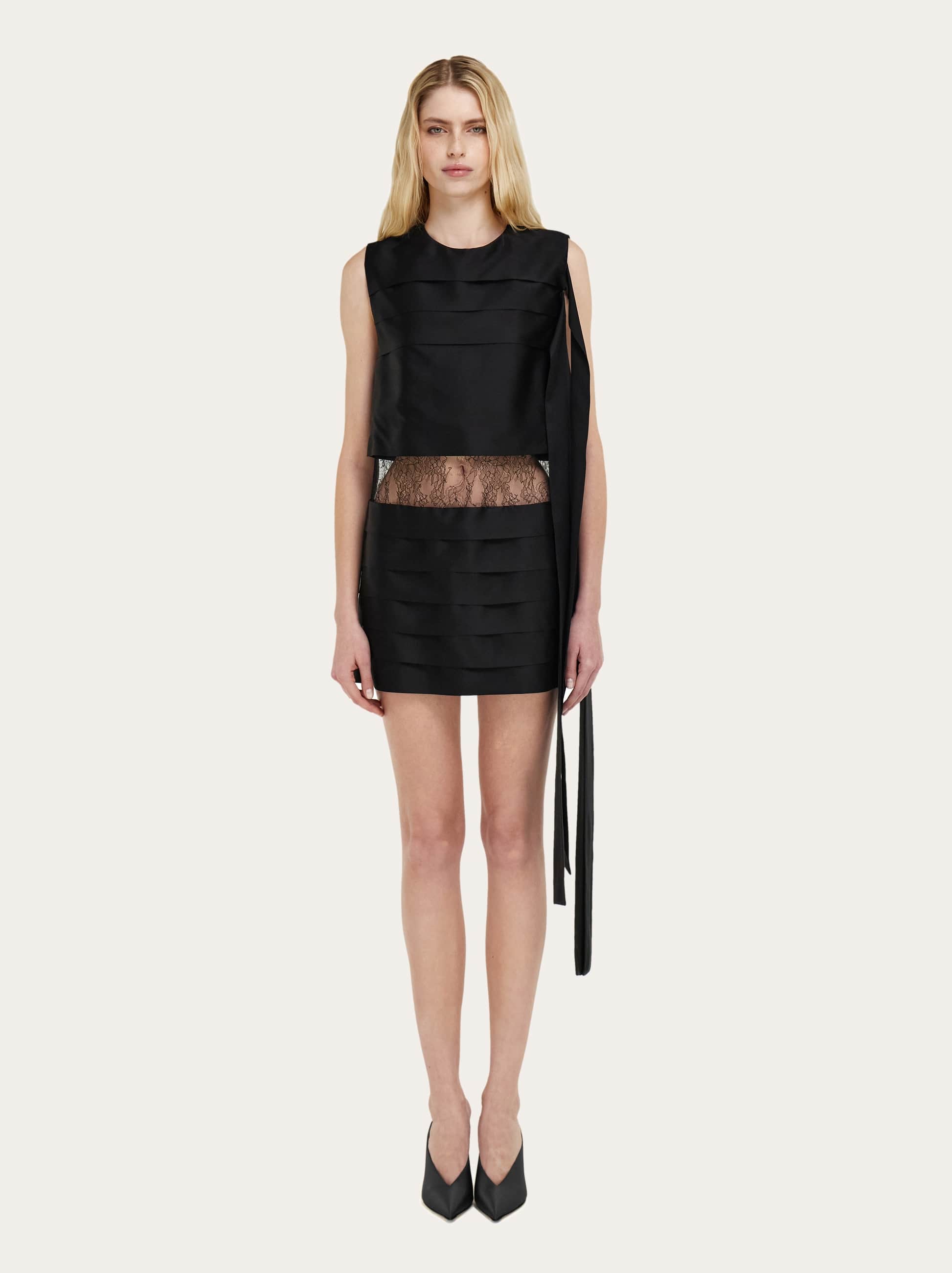  Ferragamo Damen Minikleid Mit Spitze Schwarz 