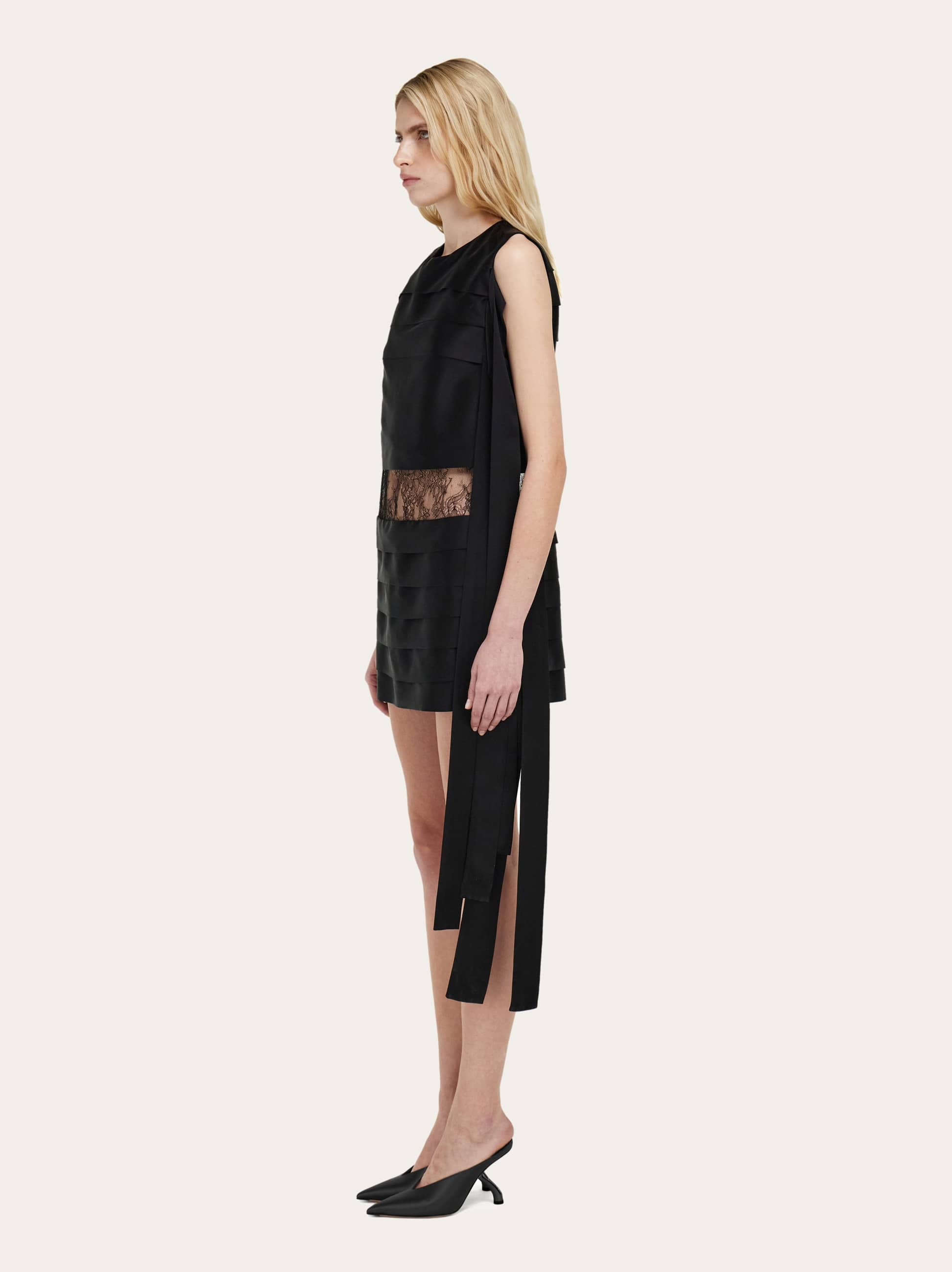  Ferragamo Damen Minikleid Mit Spitze Schwarz 