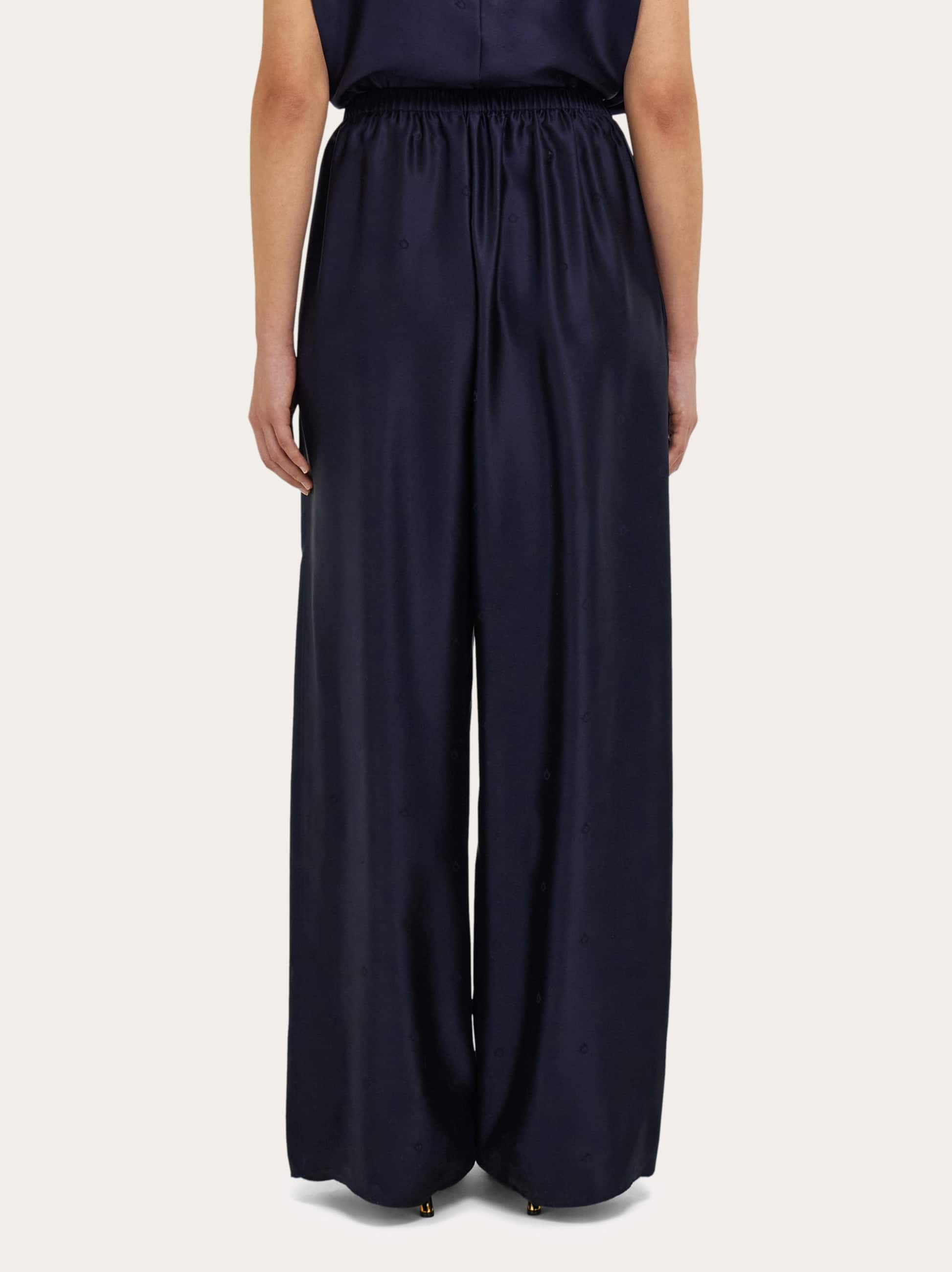  Ferragamo Damen Hose Aus Seide Blau 