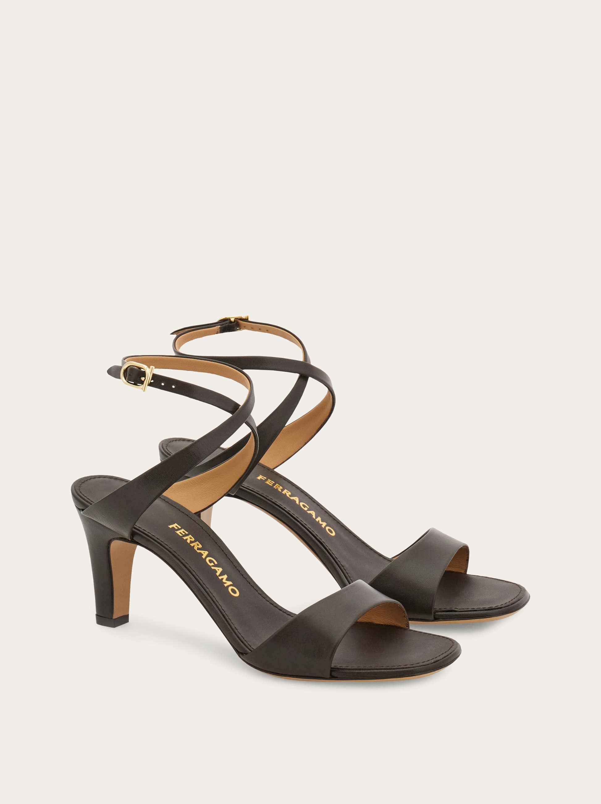  Ferragamo Damen Sandale Braun Größe 35.5 