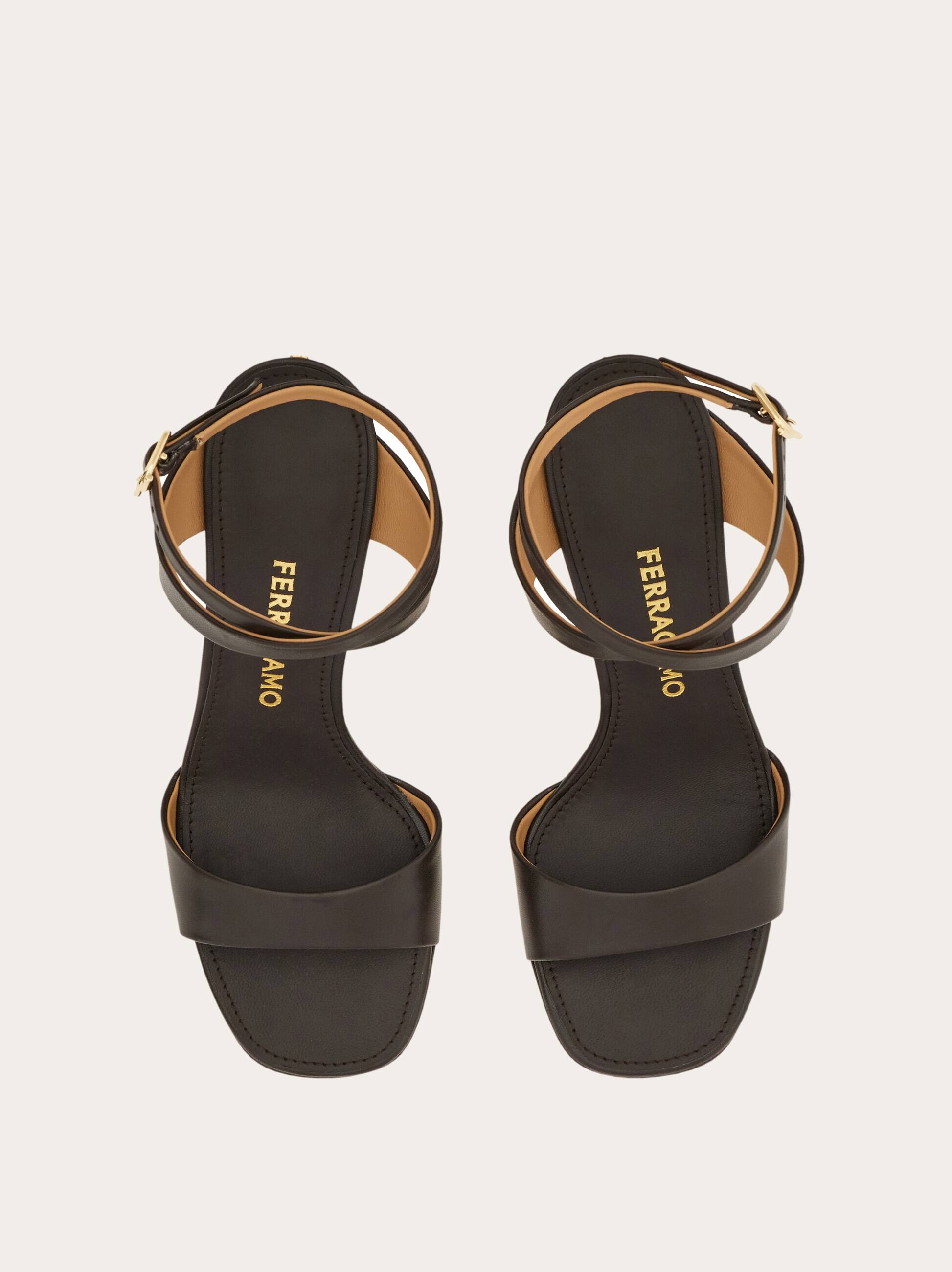  Ferragamo Damen Sandale Braun Größe 35.5 