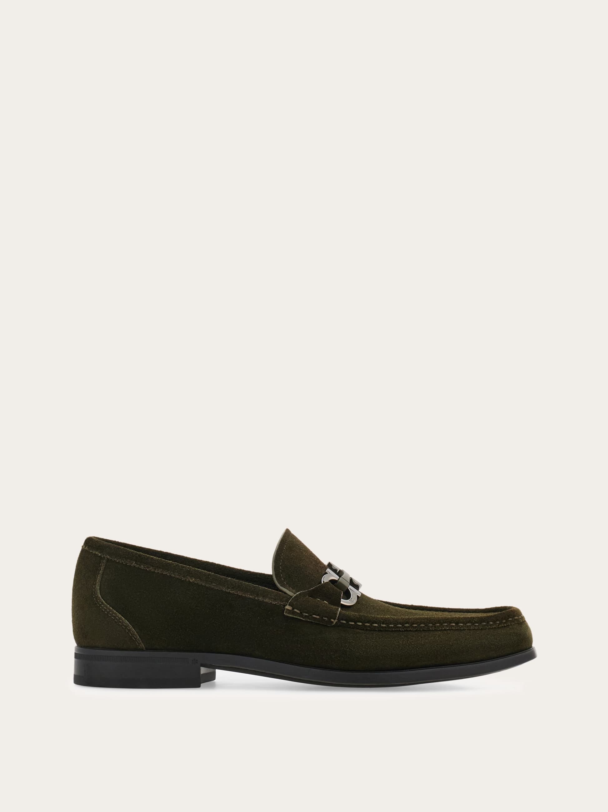 Ferragamo Men Gancini ornament moccasin Green Size 7