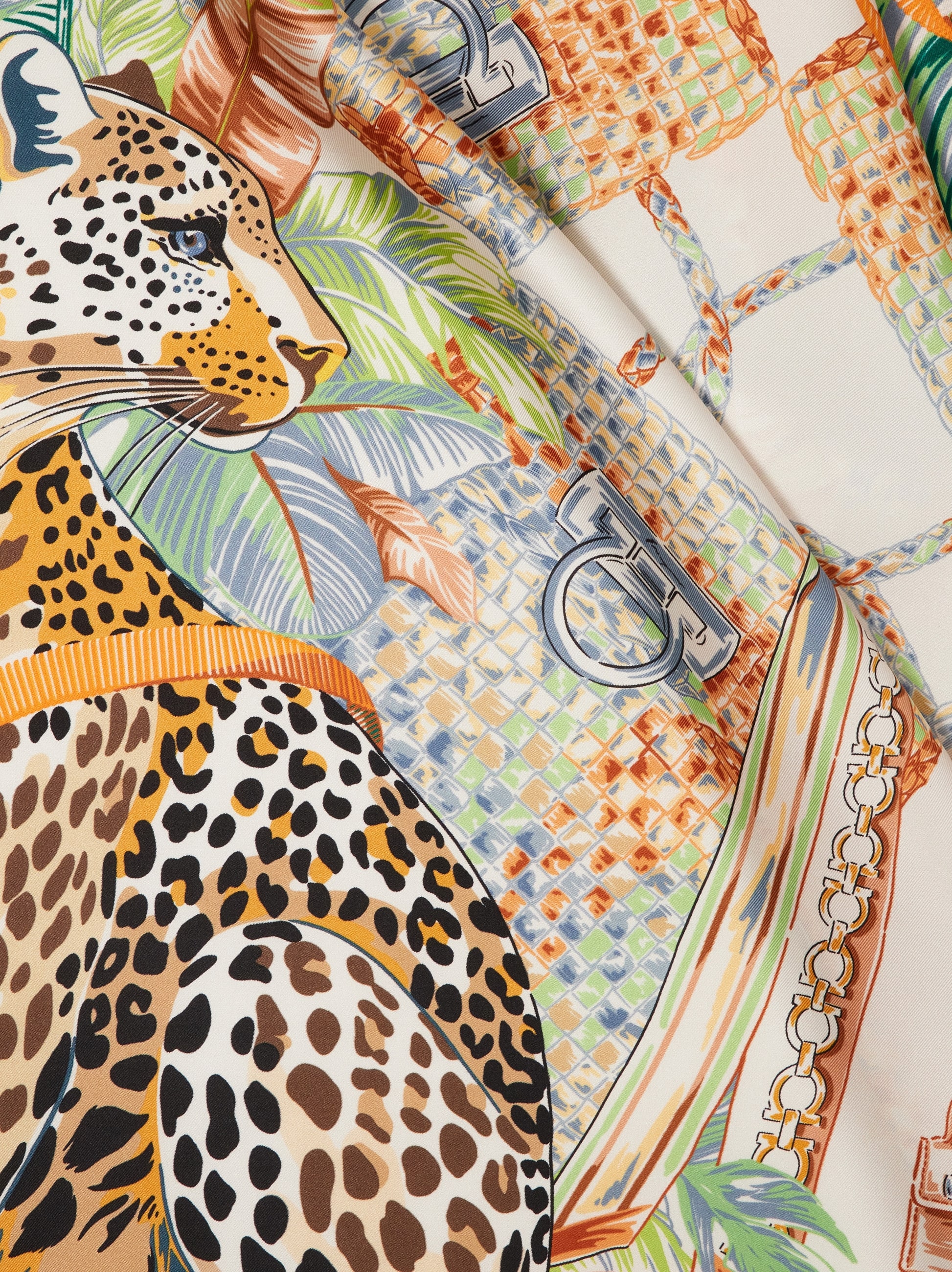  Ferragamo Damen Seidenhalstuch Mit Raubkatzen-print Orange 