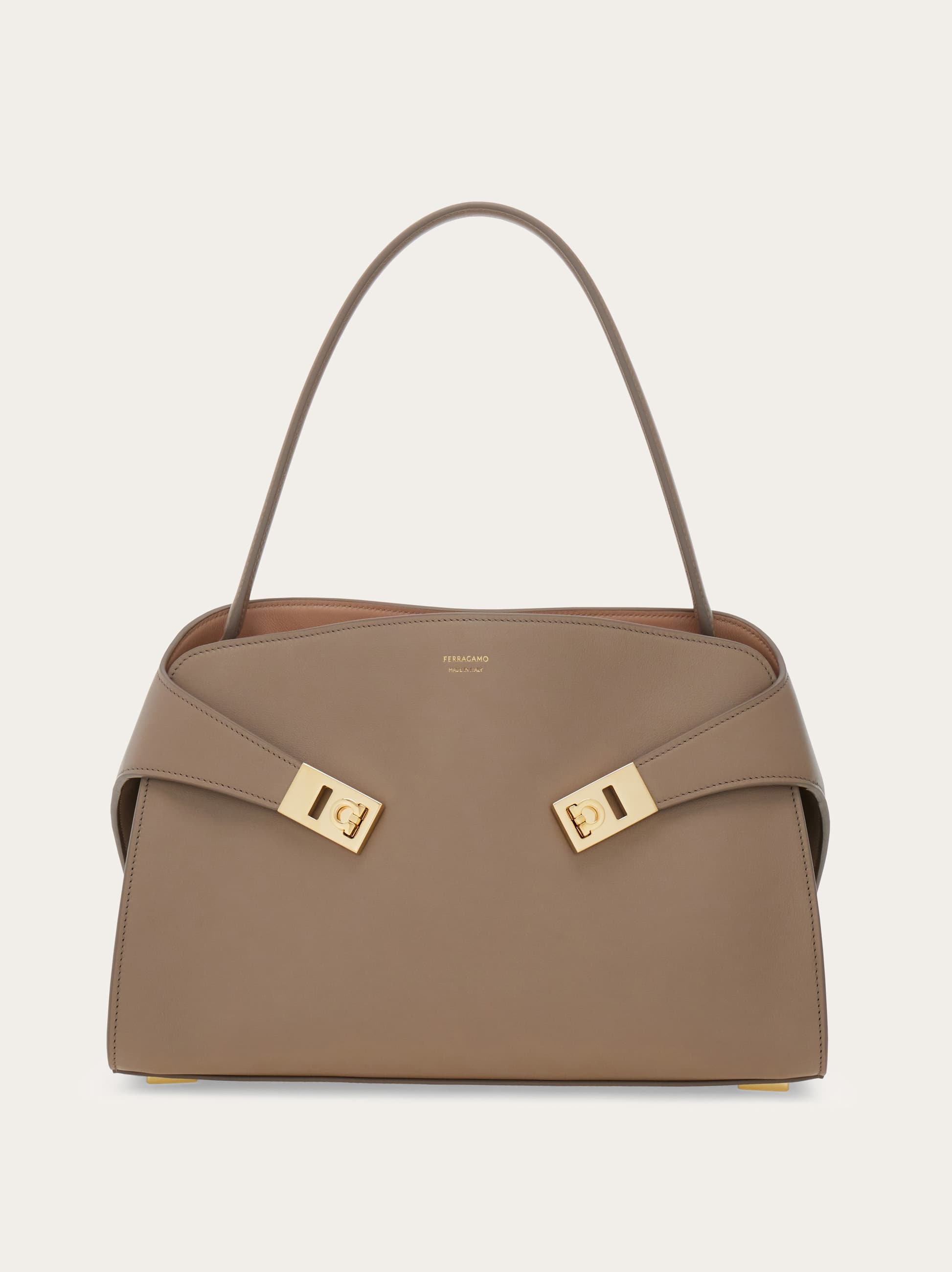 Ferragamo Donna Borsa a spalla Hug soft (M) Beige