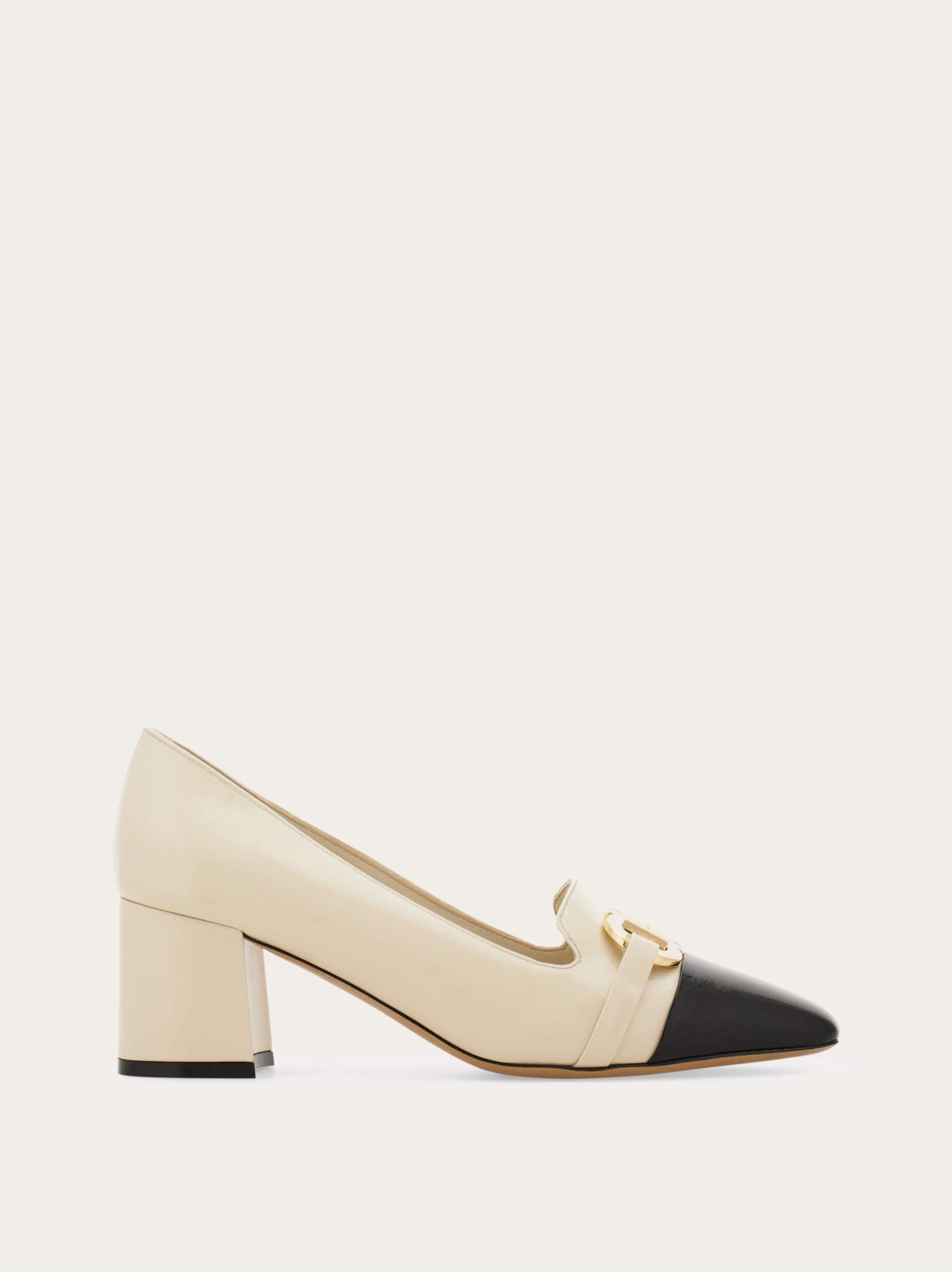 Ferragamo Women Gancini ornament pump White Size 5