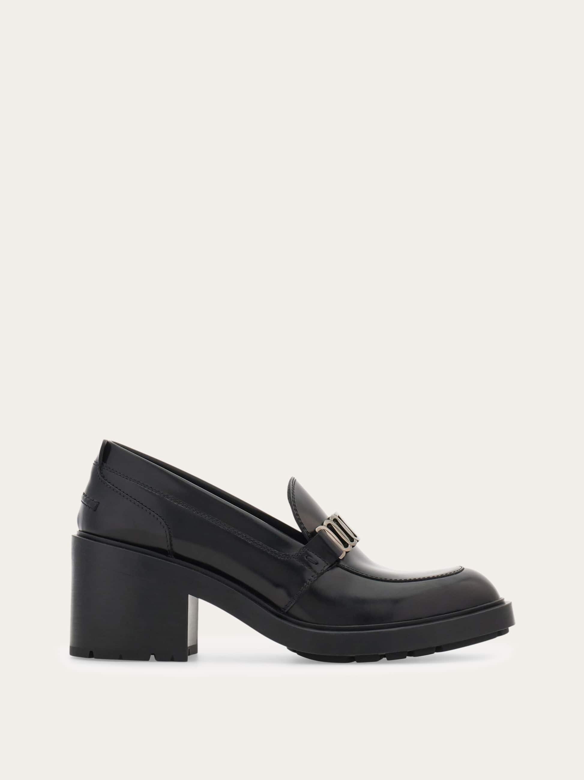 Ferragamo Donna Loafer Vara chain Nero Taglia 35.5
