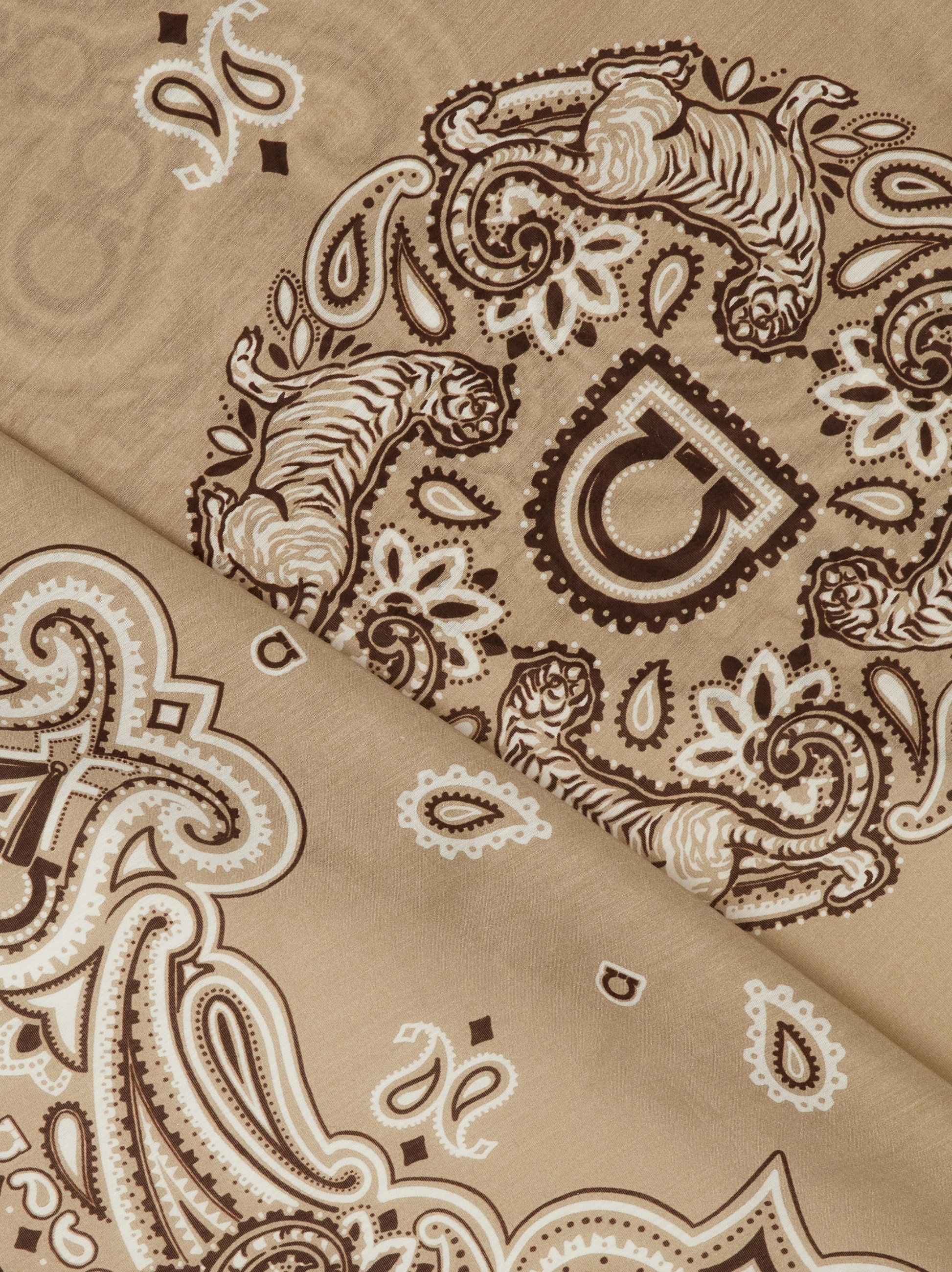  Ferragamo Herren Bandana Mit Arabesque-print Beige 