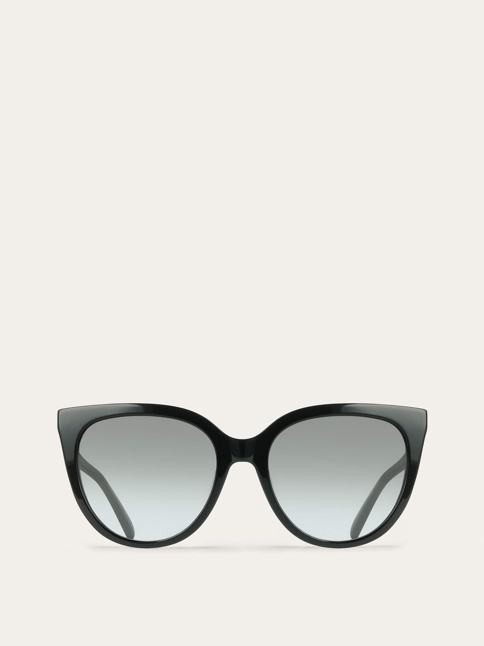 Ferragamo Sunglasses In Black