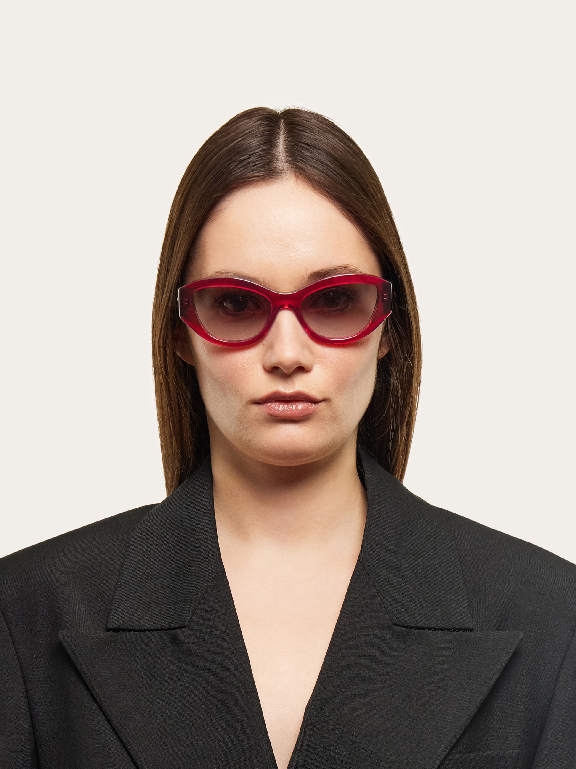  Ferragamo Damen Ovale Sonnenbrillen Rot 