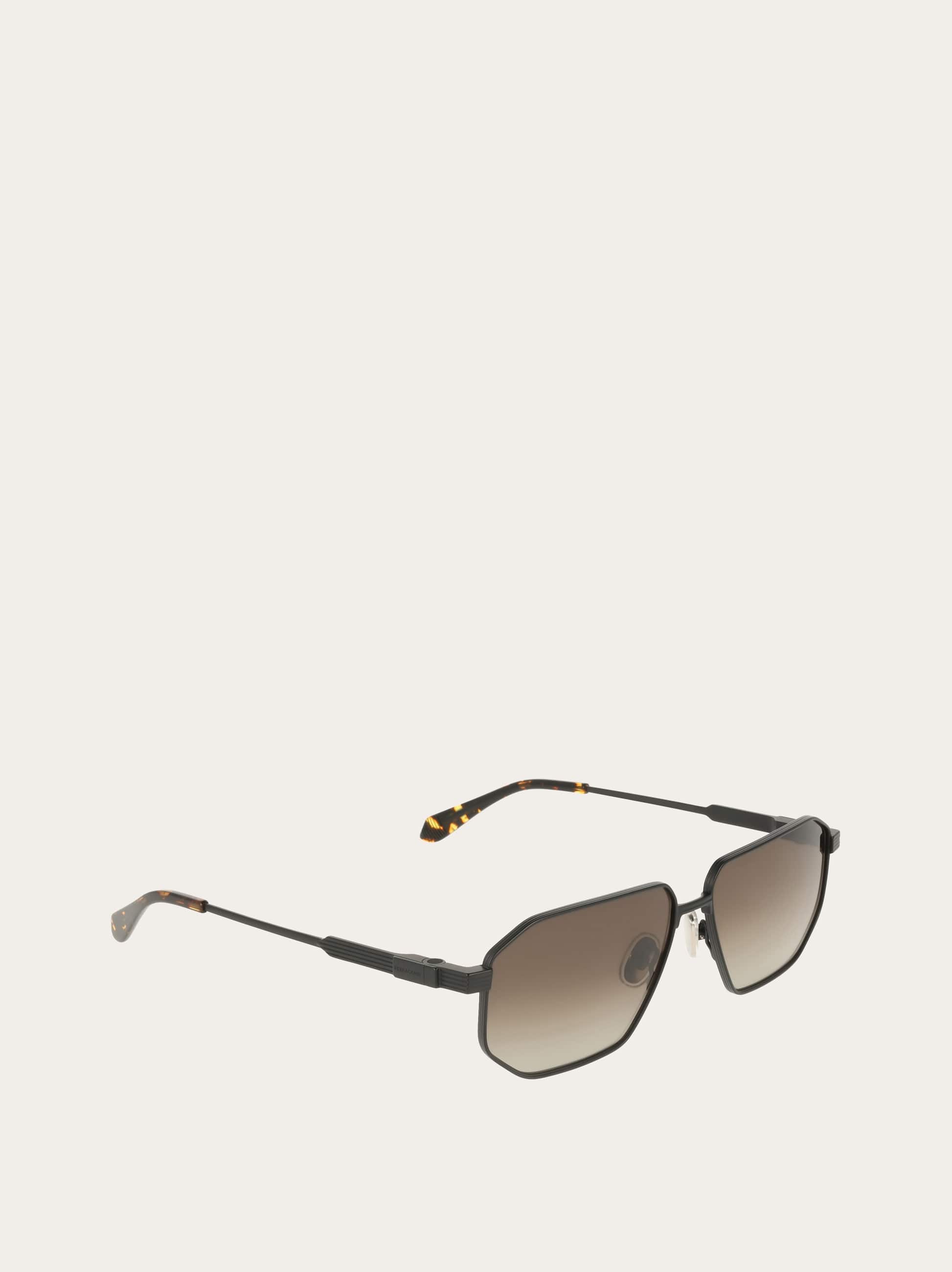  Ferragamo Men Rectangular Frame Sunglasses Black 