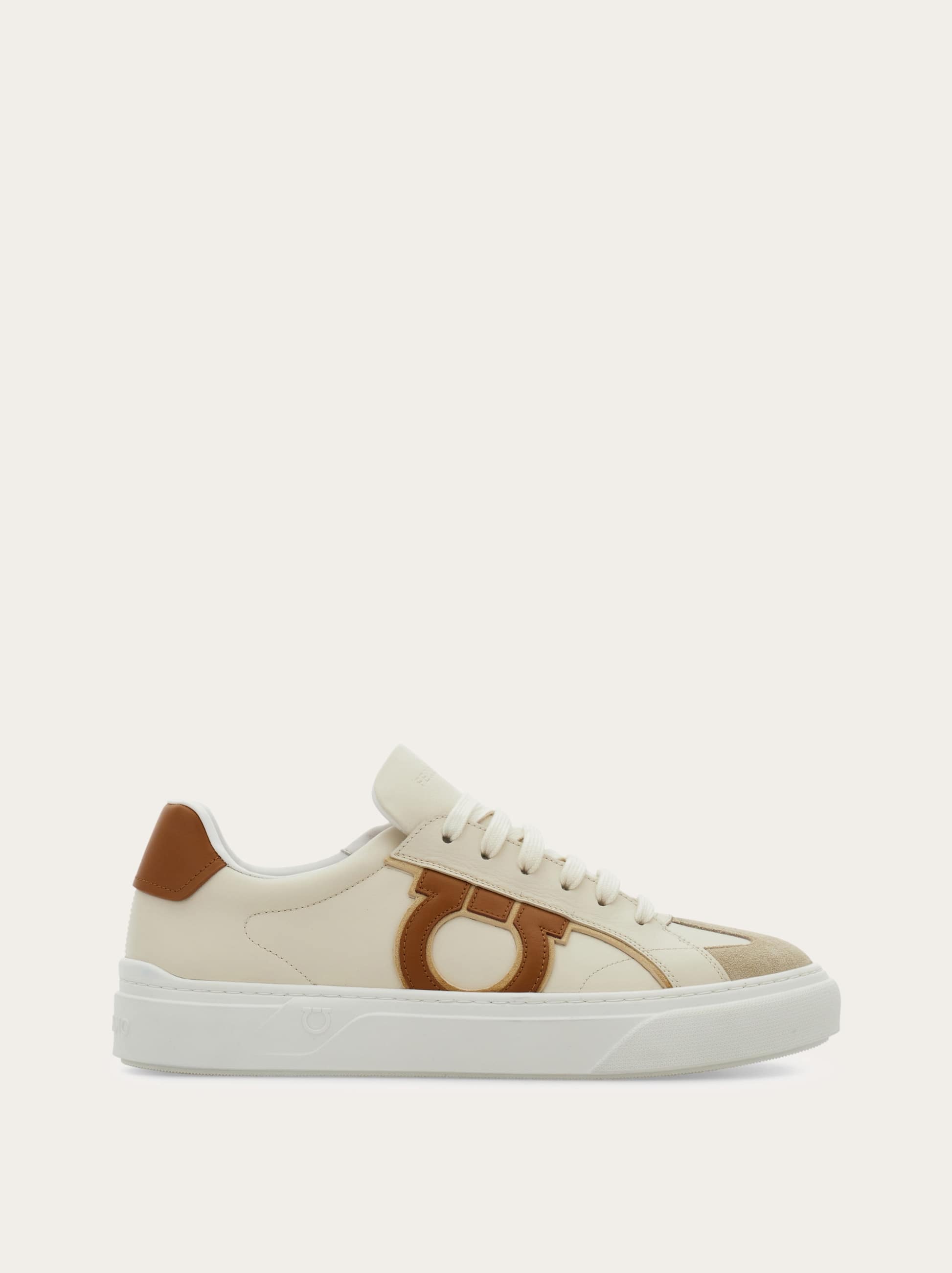 Ferragamo Men Gancini sneaker Beige Size 7
