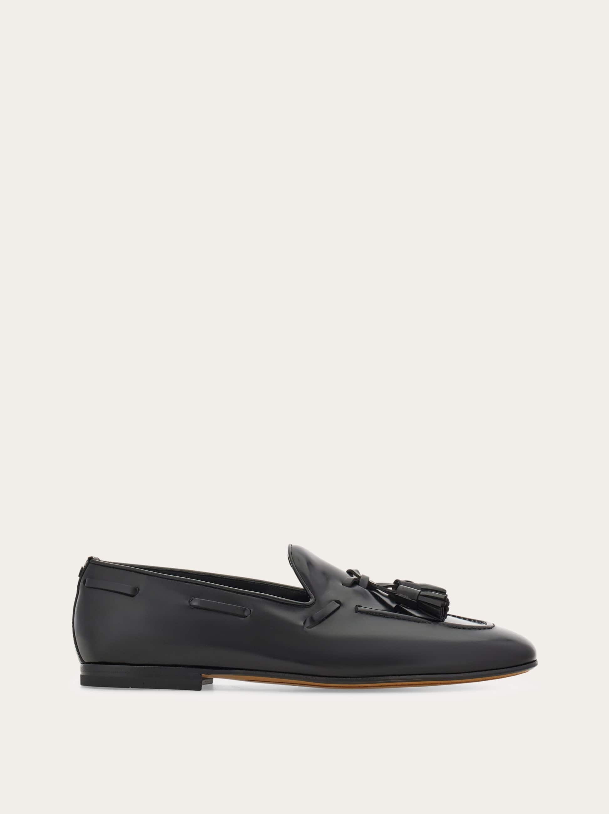 Ferragamo Uomo Mocassino con nappine Nero Taglia 39