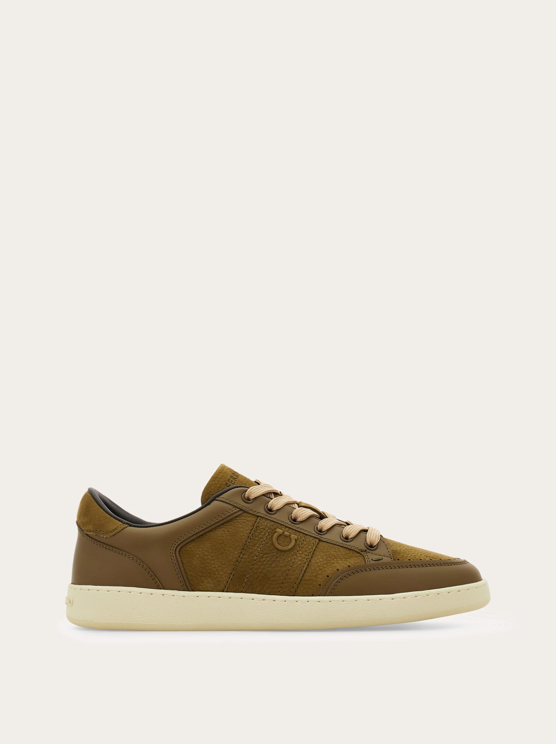 Ferragamo Men Low-top sneaker with signature Brown Size 7