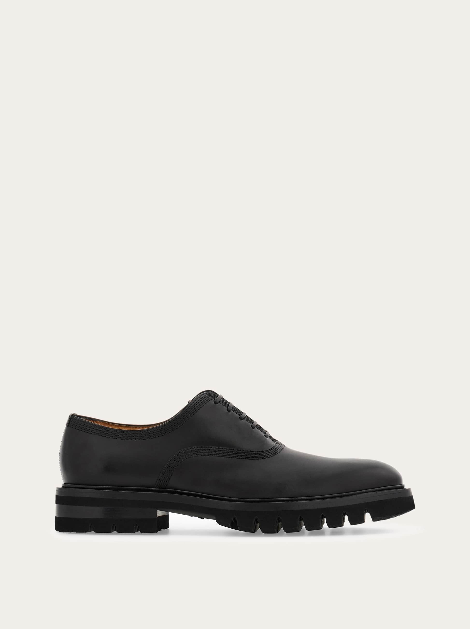 Ferragamo Men Oxford brogue with chunky tread Black Size 11