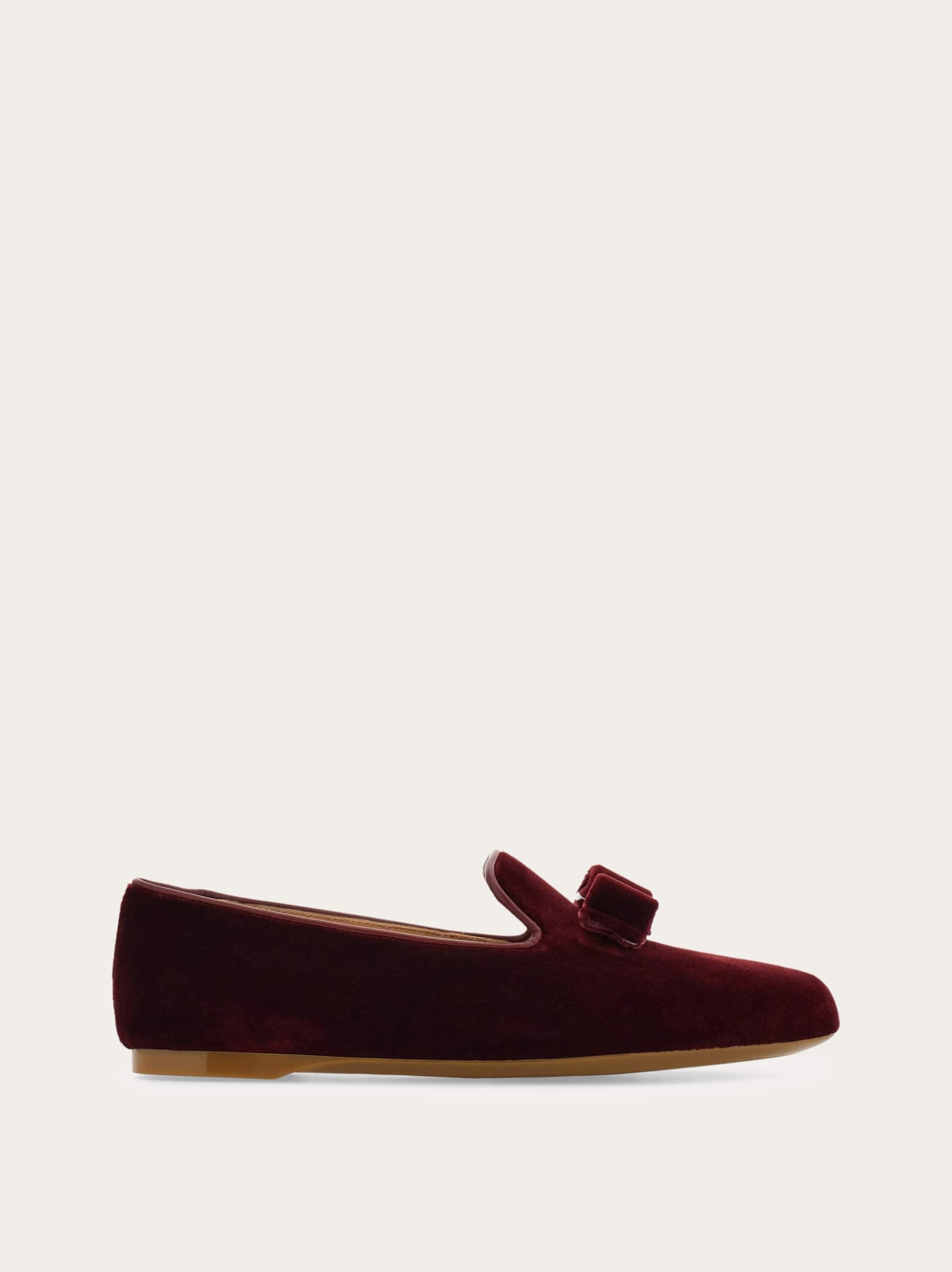 Ferragamo Women Vara bow loafer Red Size 5