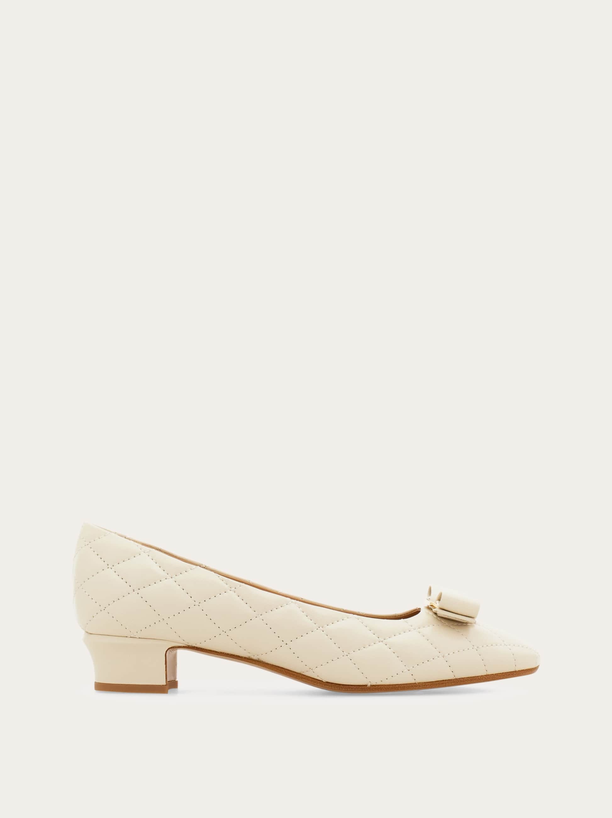 Ferragamo Women Quilted Vara bow pump White Size 5.5