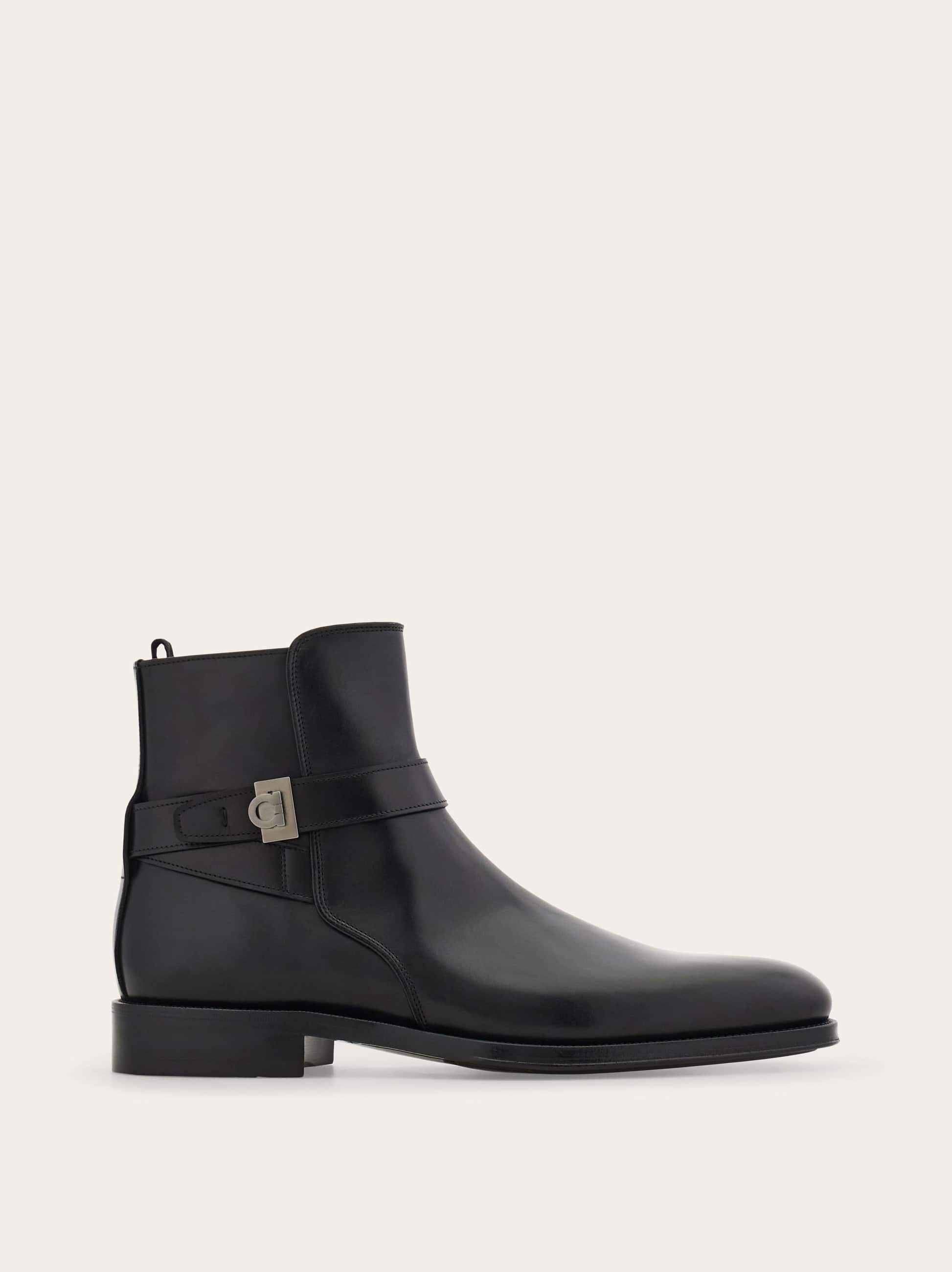 Ferragamo Men Ankle boot with Hug buckle Black Size 7