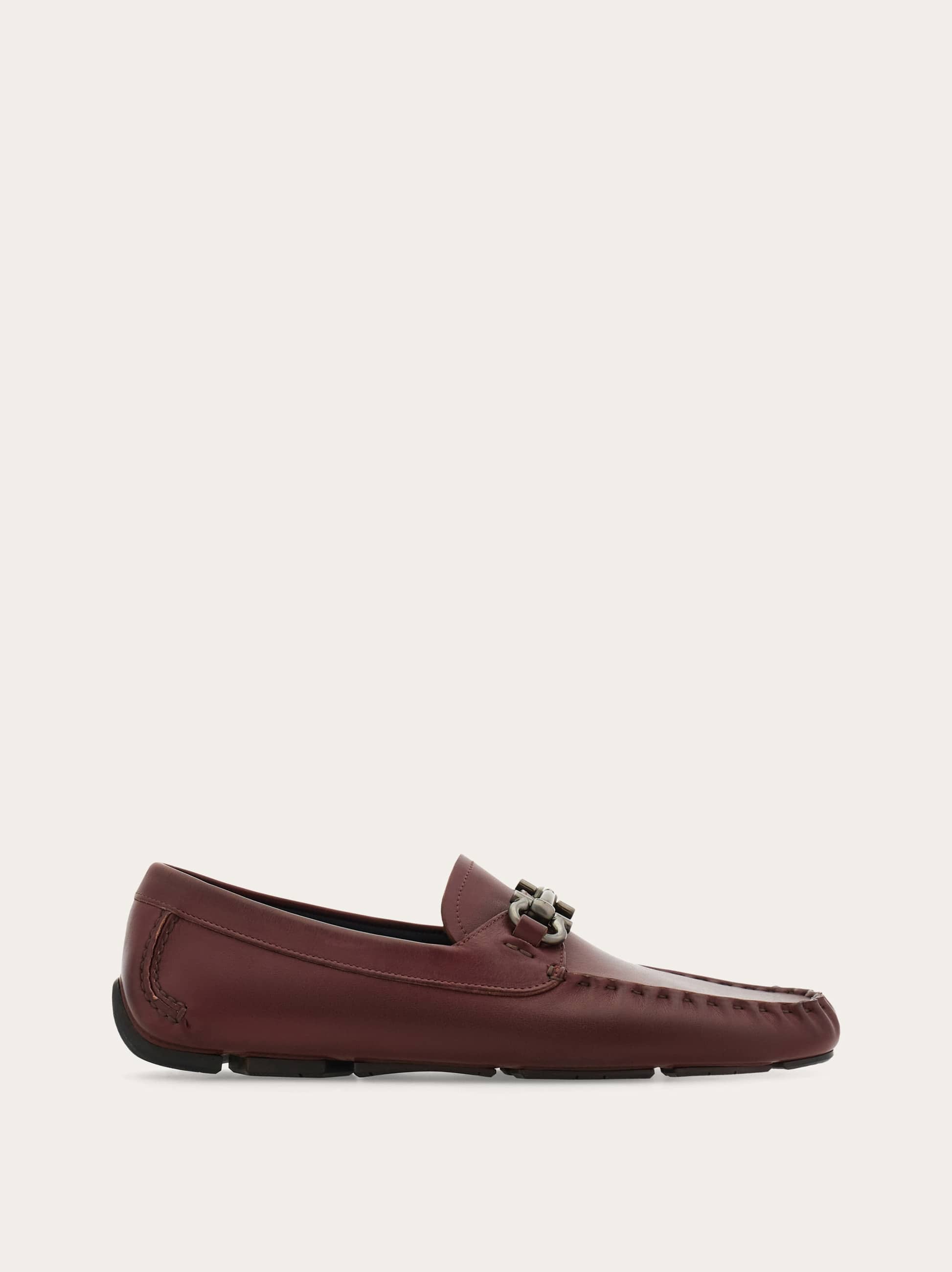 Ferragamo Men Gancini ornament driver Red Size 11.5