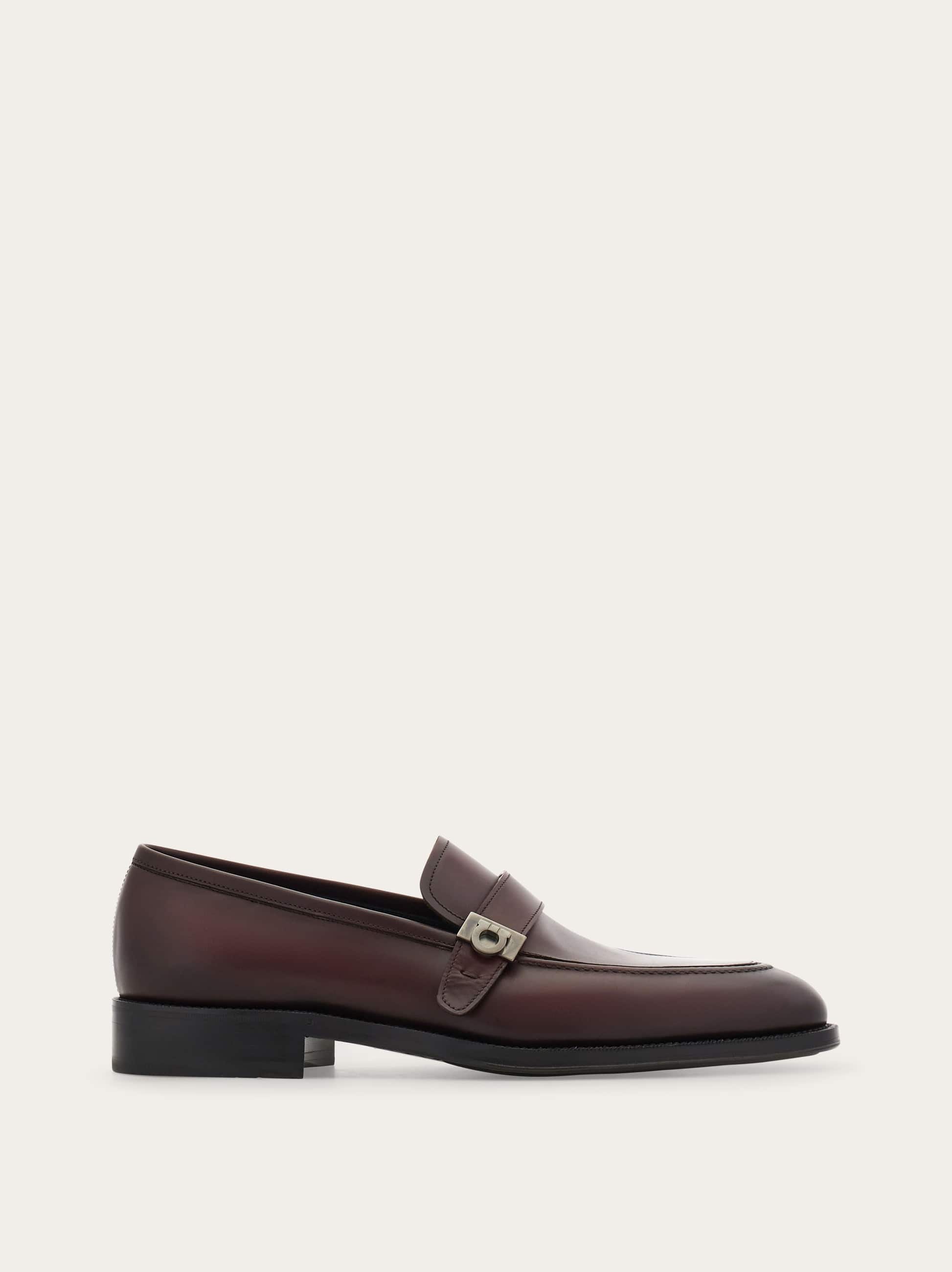 Ferragamo Men Loafer with Hug buckle Red Size 7