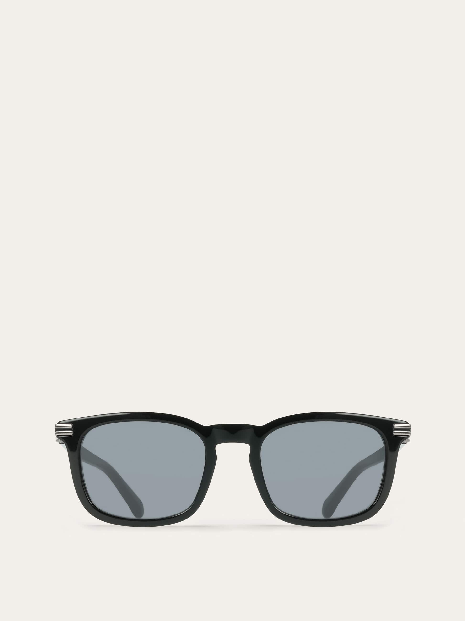Ferragamo Men Rectangular frame sunglasses Black